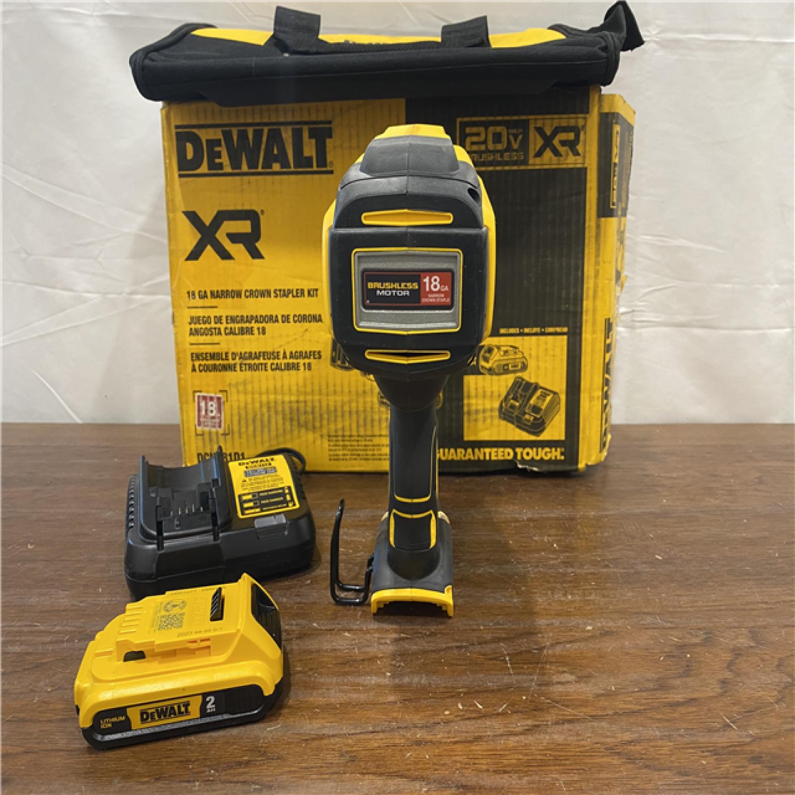 AS-IS DEWALT 20V-MAX XR 18GA BRAD NAILER KIT