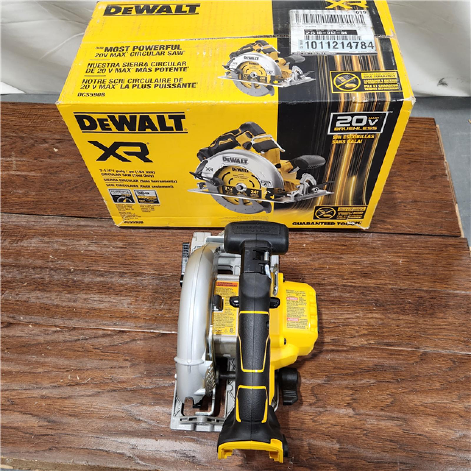 AS-IS DEWALT 20-Volt MAX 7-1/4 in. Cordless Circular Saw (Tool Only)