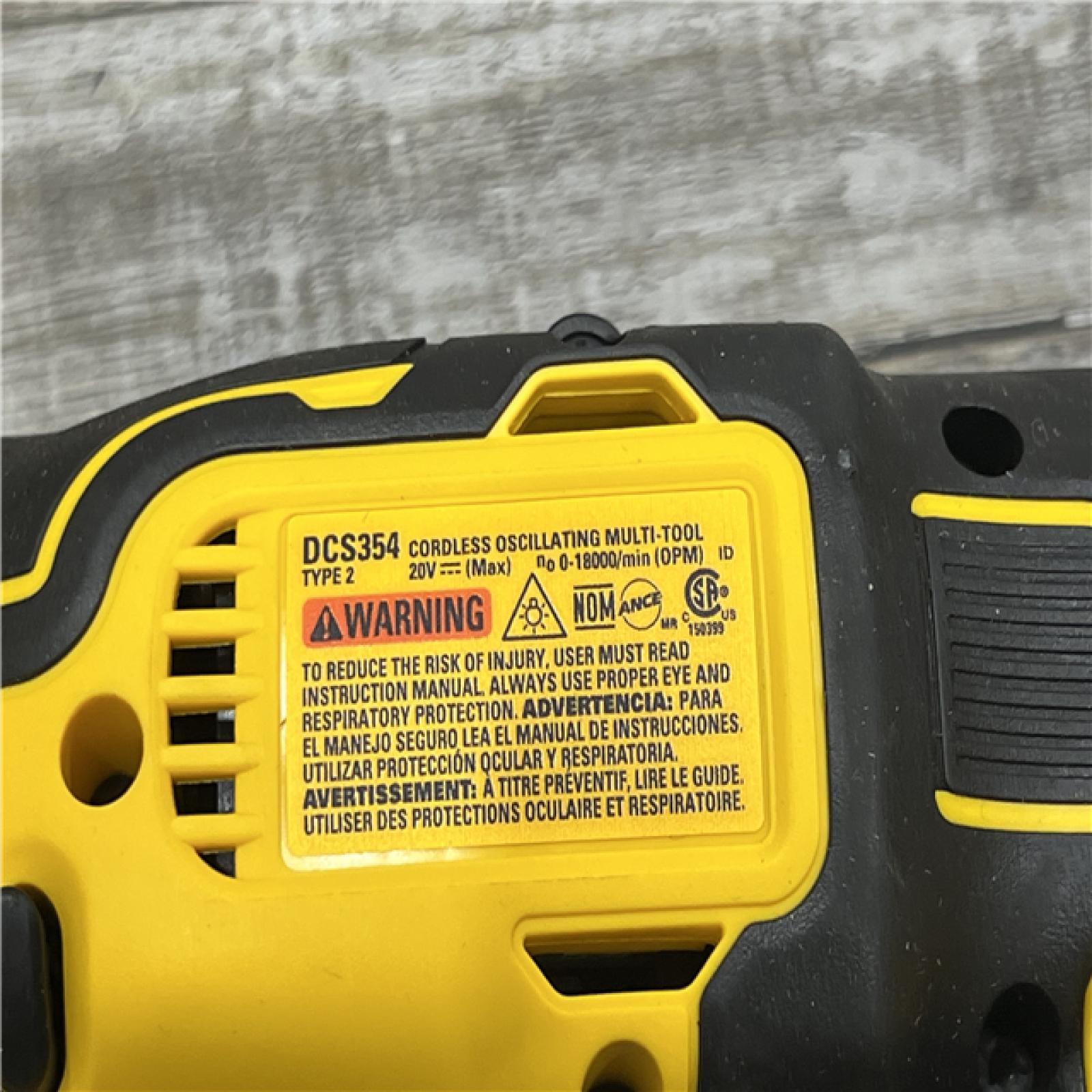 AS-IS DEWALT ATOMIC 20V MAX Cordless Brushless Oscillating Multi Tool (Tool Only)