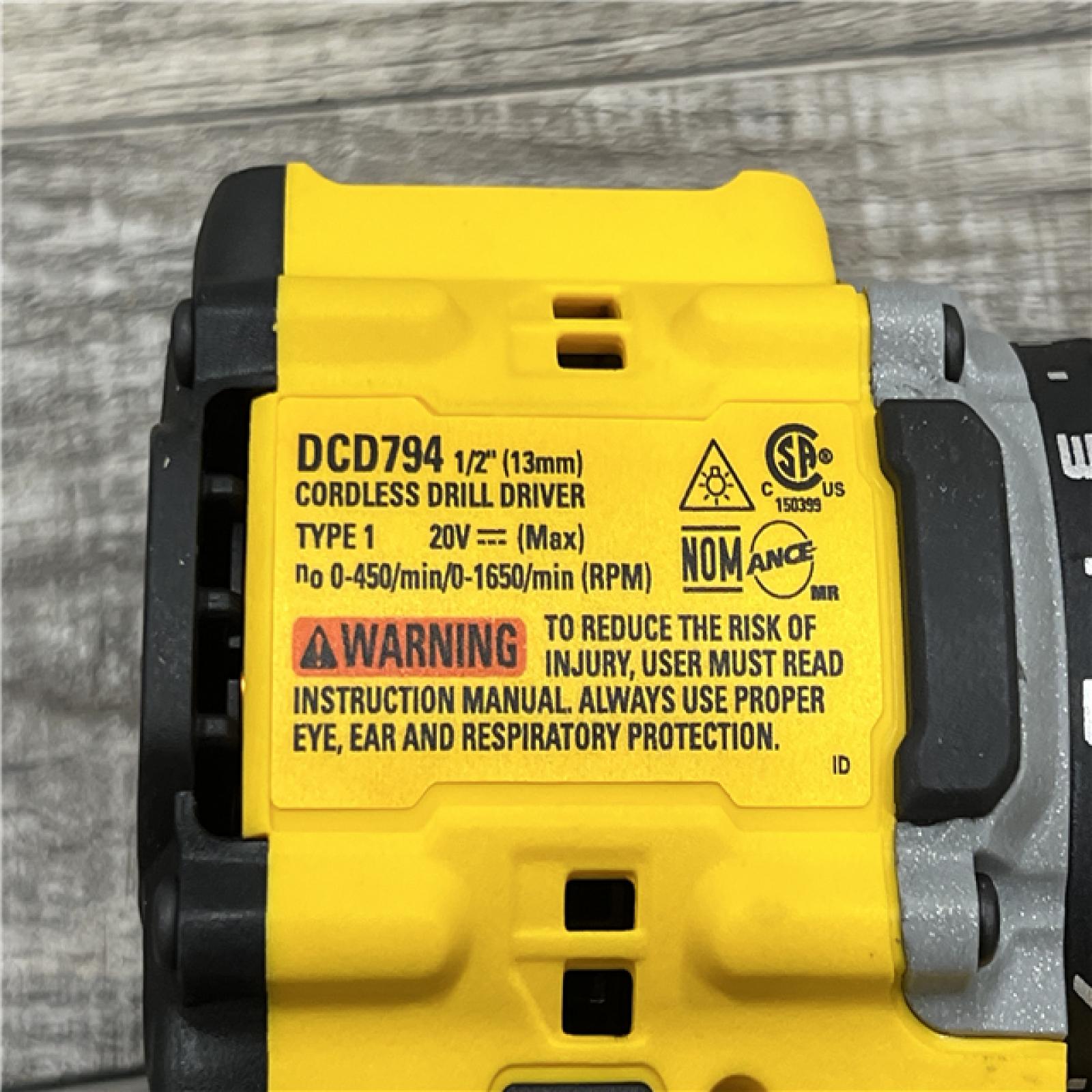 AS-IS DeWalt ATOMIC COMPACT SERIESâ„¢ 20V MAX* Brushless Cordless 1/2 in. Drill/Driver