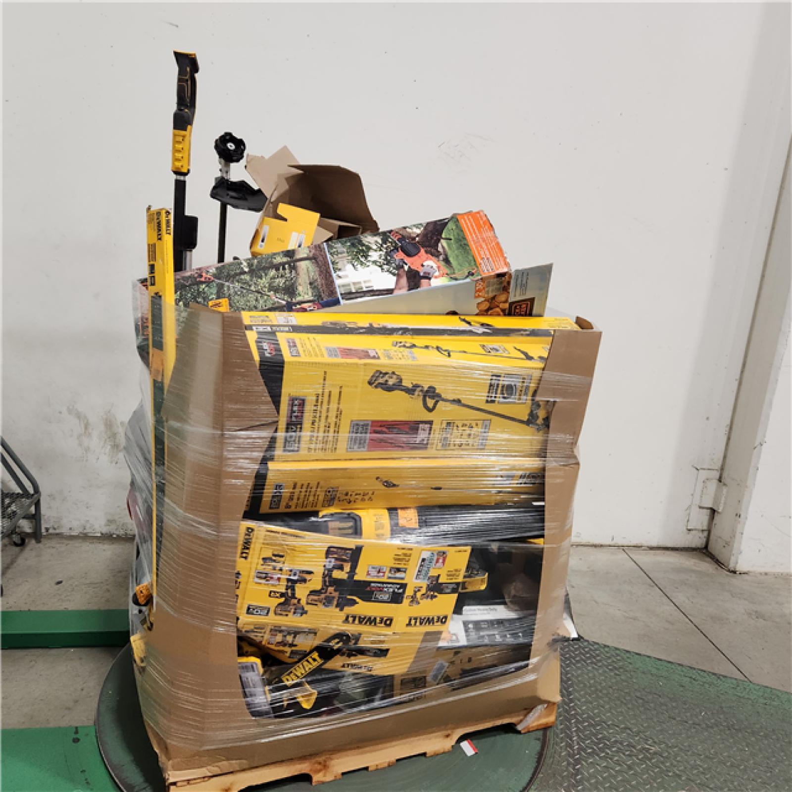 Dallas Location - As-Is DEWALT Tool Pallet