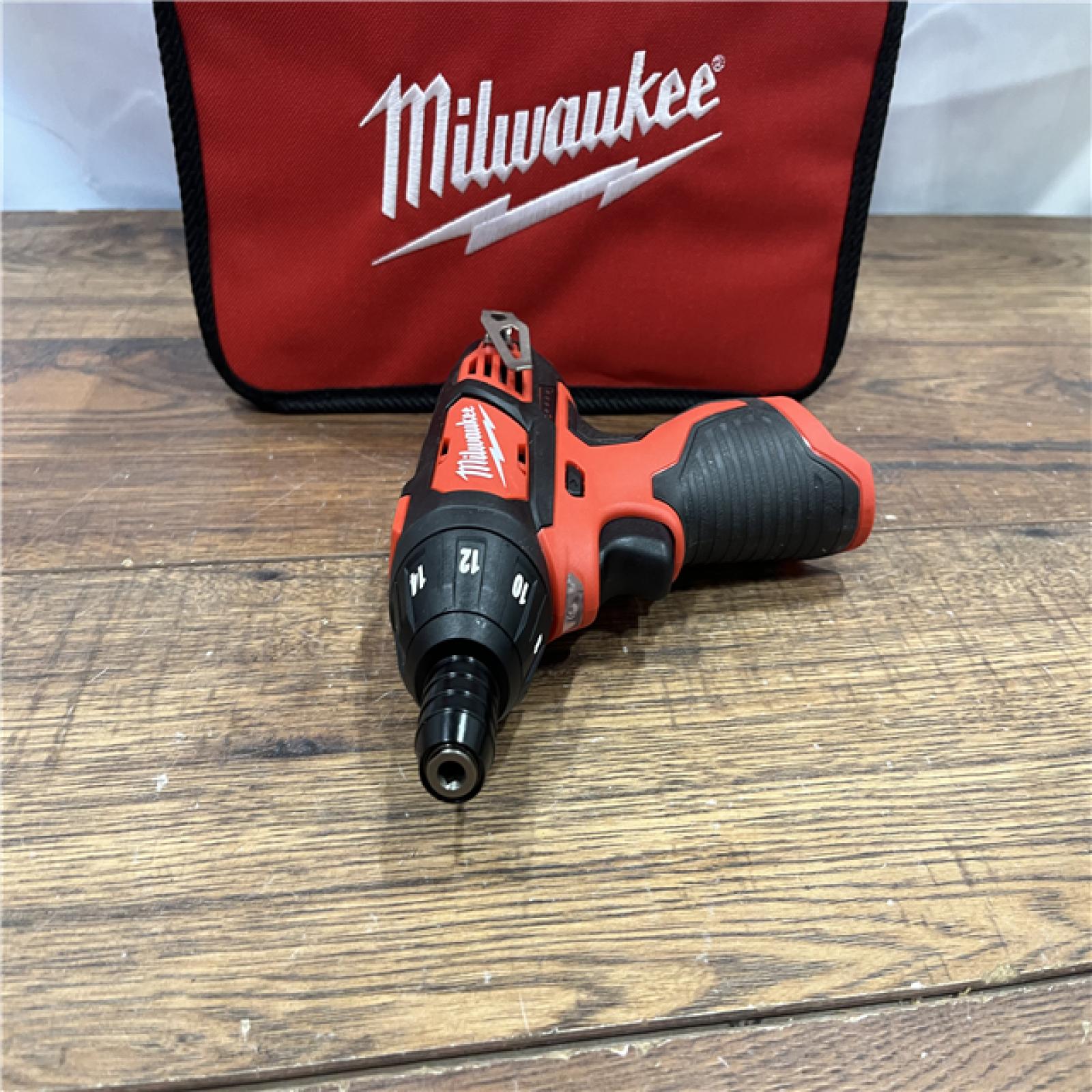 Milwaukee 2401-22 - M12 12V Cordless Screwdriver Kit