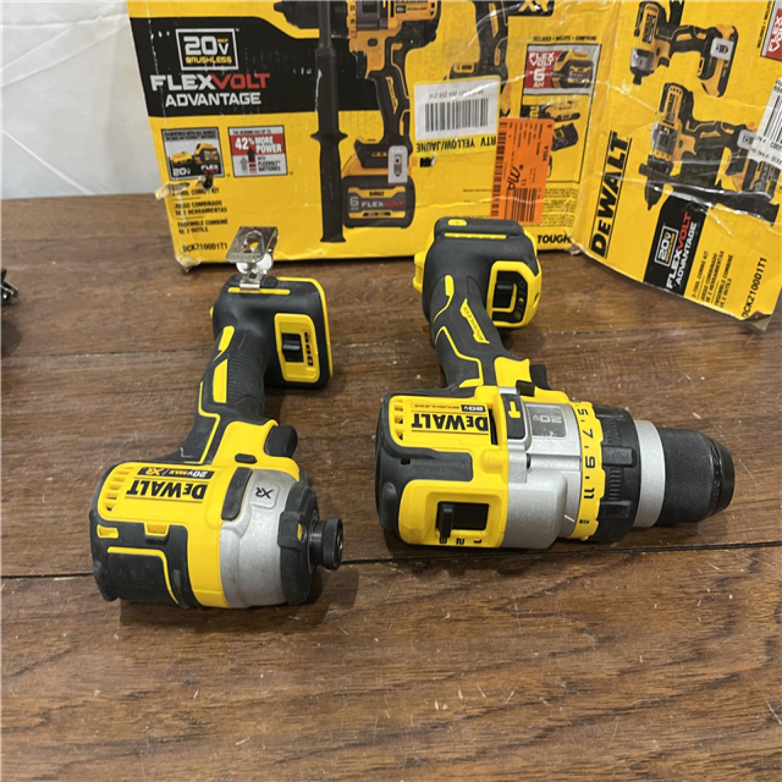 AS-IS20V MAX Cordless Brushless Hammer Drill/Driver 2 Tool Combo Kit with FLEXVOLT ADVANTAGE