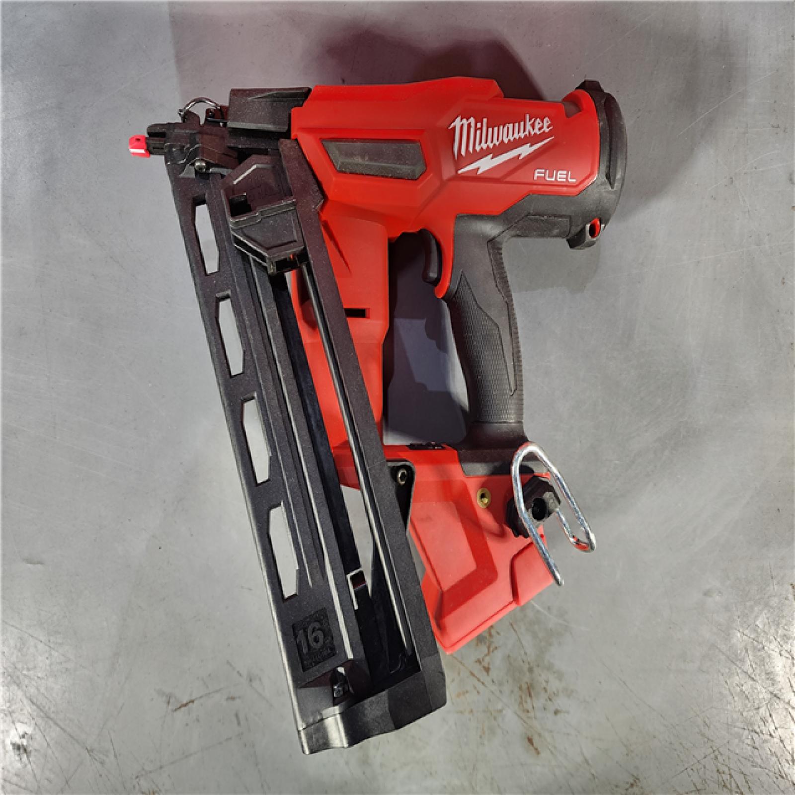 HOUSTON LOCATION - AS-IS Milwaukee 2841-20 18V Cordless Gen II 16 Gauge Angled Finish Nailer (Tool Only)