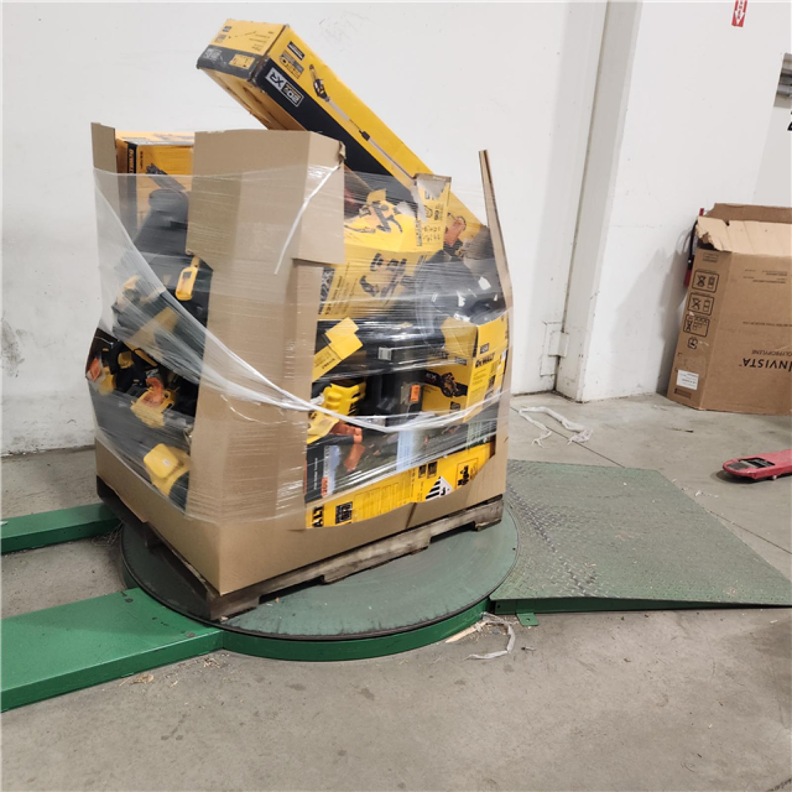 Dallas Location - As-Is DEWALT Tool Pallet