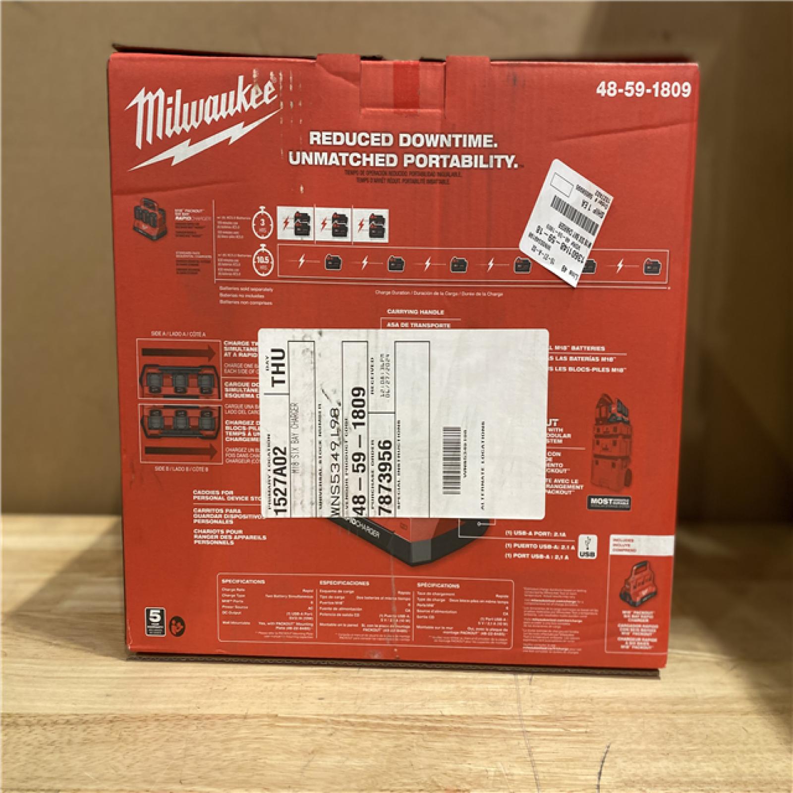 NEW! -Milwaukee M18 18V Lithium-Ion PACKOUT 6-Port Rapid Charger