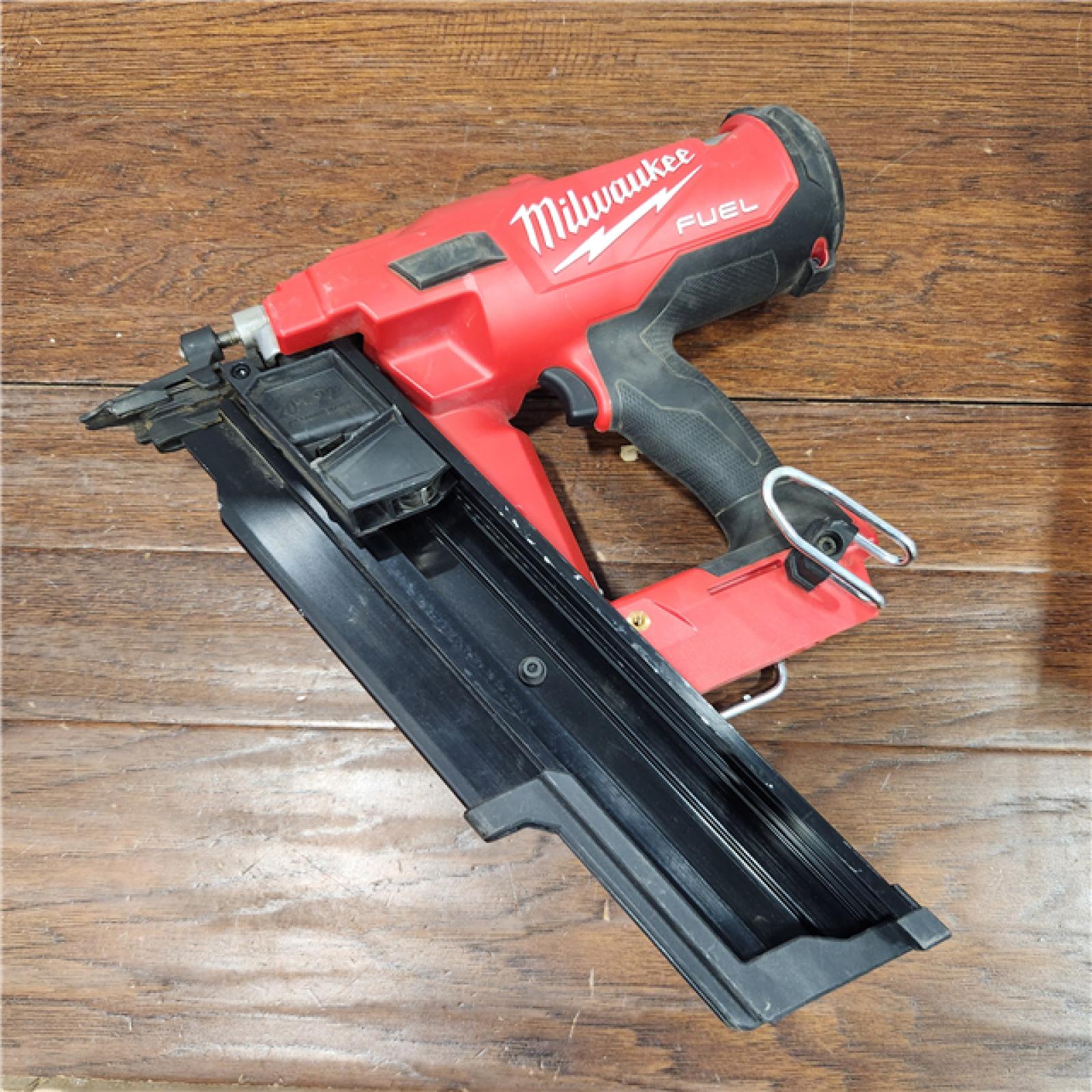 AS-IS Milwaukee 2744-20 M18 FUEL 21-Degree Cordless Framing Nailer (Tool Only)