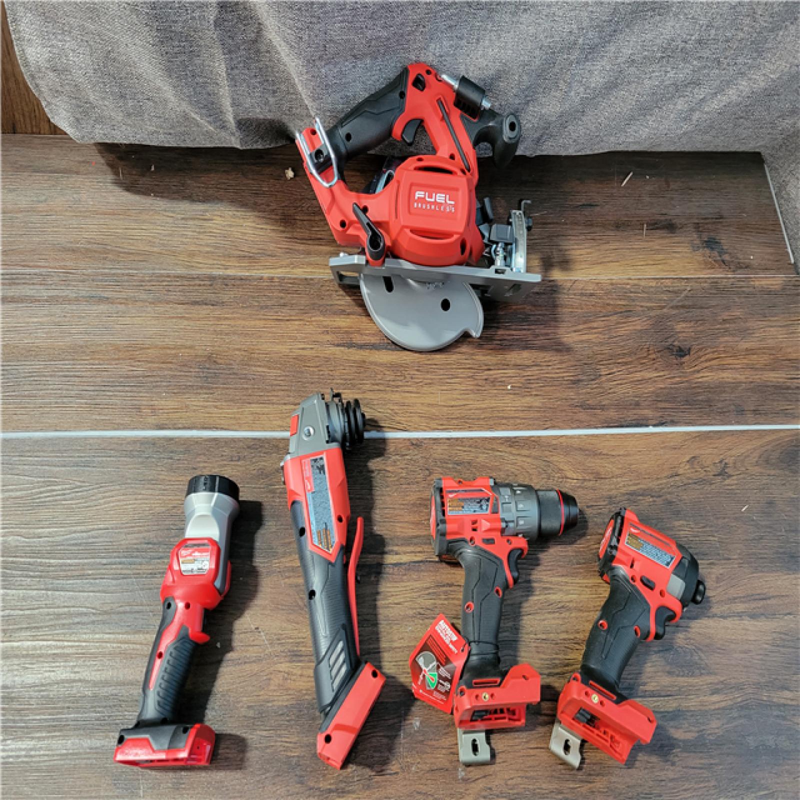 CALIFORNIA AS-IS MILWAUKEE M18 FUEL 5-TOOL COMBO KIT (1 BATTERY, CHARGER, AND BAG INCLUDED) (MISSING 1 BATTERY)