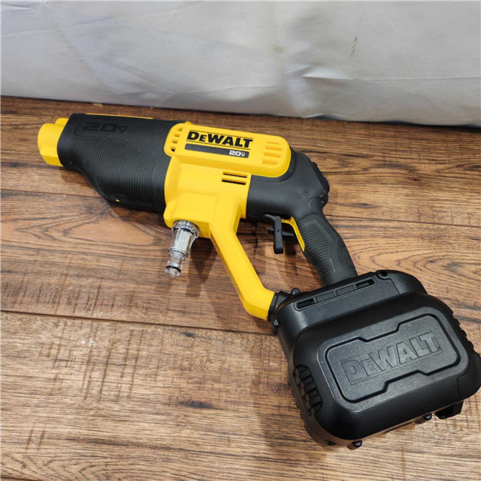 AS-IS DEWALT 20V MAX 550 PSI 1.0 GPM Cold Water Cordless Battery Power Cleaner with 4 Nozzles (Tool Only)