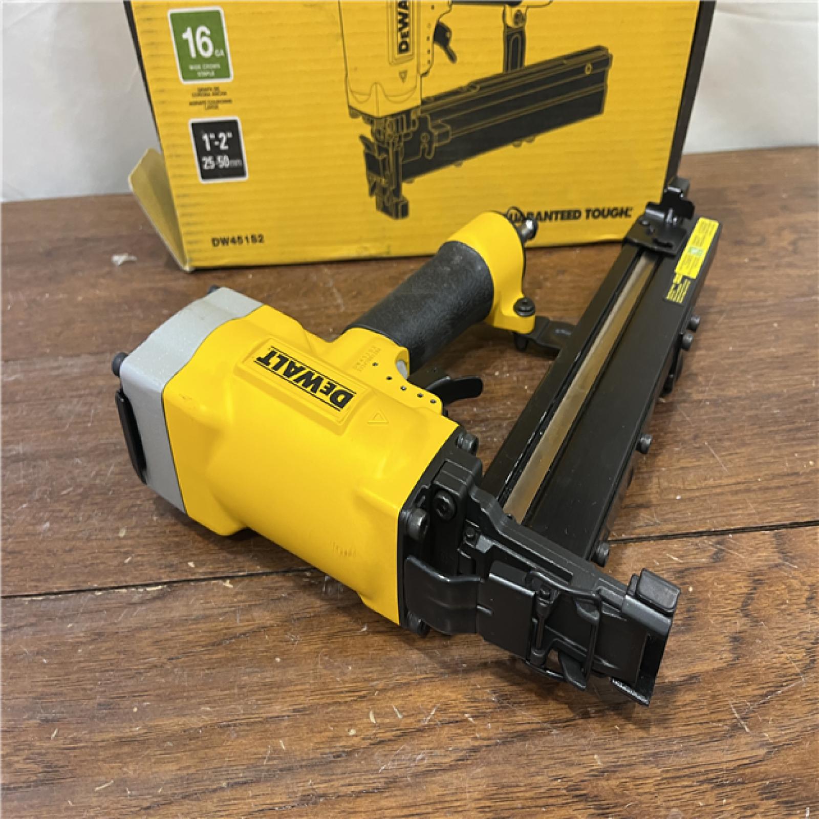 AS-ISDeWalt 16 Gauge 1 Crown 2 Lathing Stapler