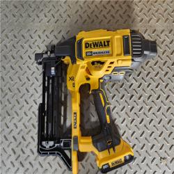 HOUSTON LOCATION - AS-IS (APPEARS LIKE NEW) DEWALT  20V MAX 9-Gauge Cordless Fencing Stapler (Tool Only)