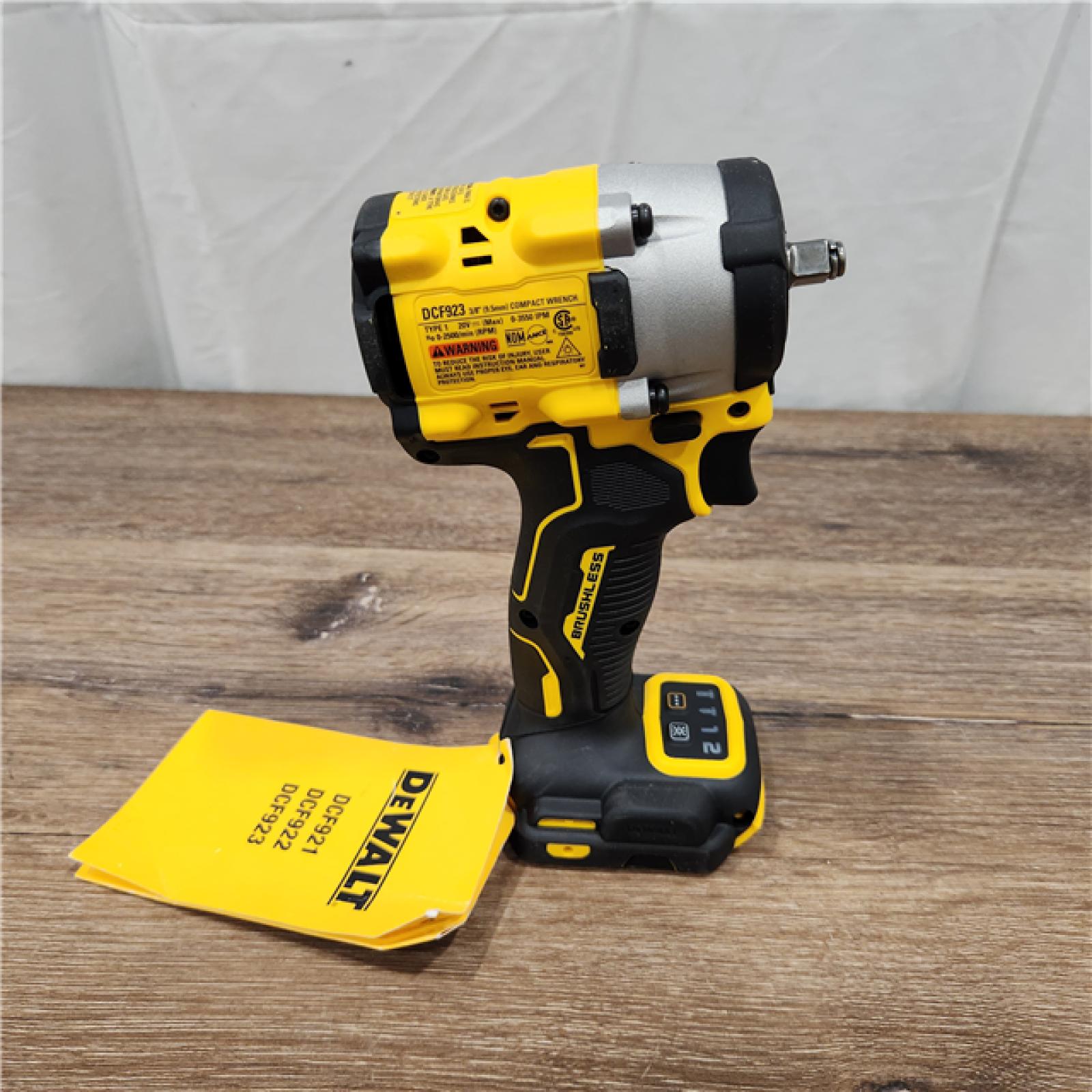 AS-IS DeWalt 20V MAX ATOMIC 3/8 in. Cordless Brushless Compact Impact Wrench Tool Only