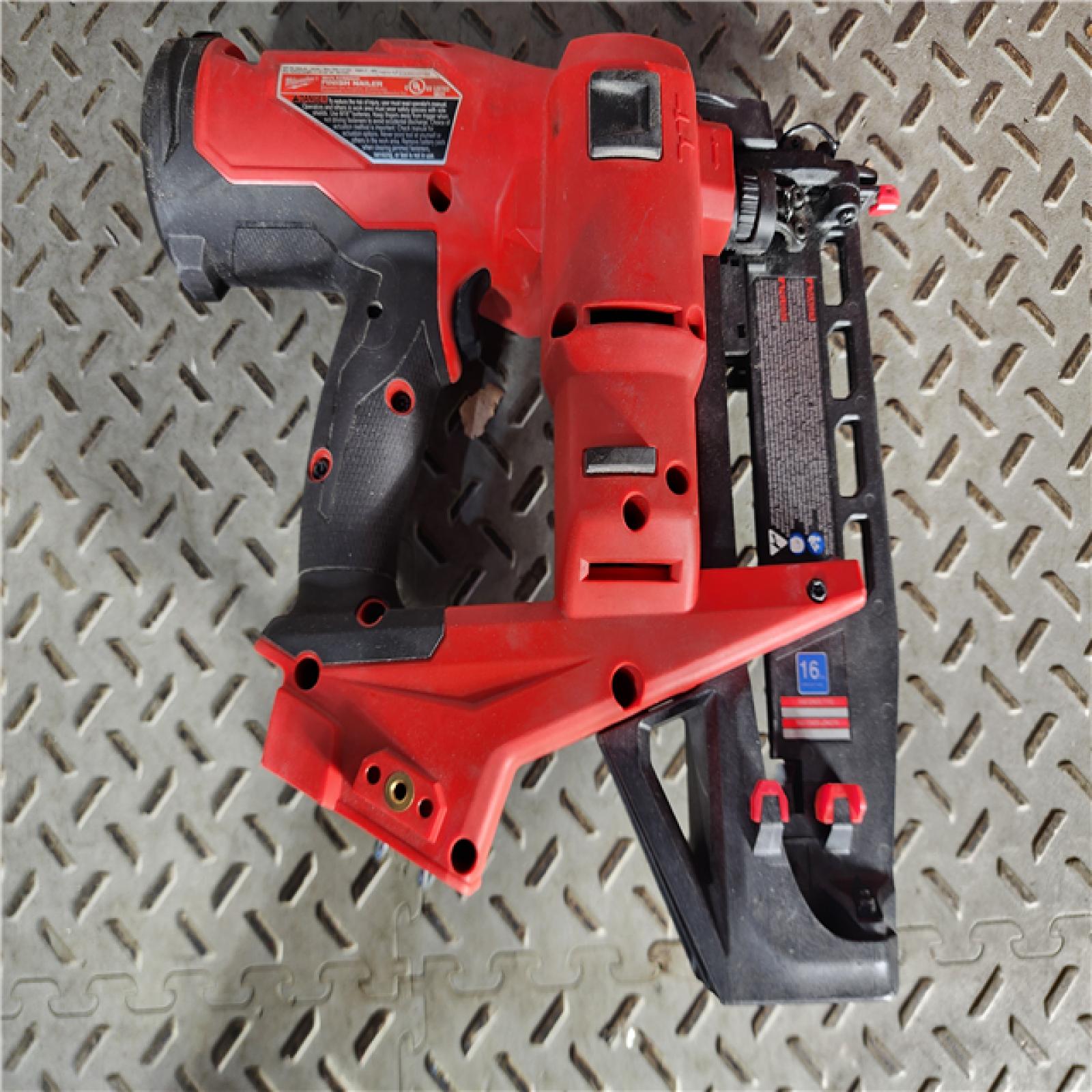 HOUSTON LOCATION - AS-IS Milwaukee Tool Cordless Finish Nail Gun 18 V 3020-20 (TOOL ONLY)