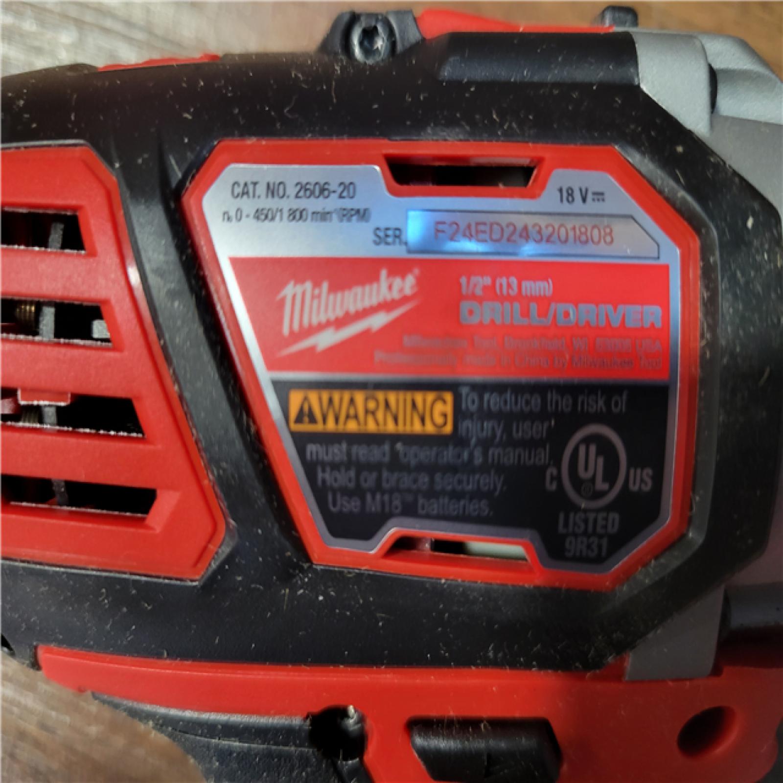 CALIFORNIA NEW MILWAUKEE M18 9-TOOL COMBO KIT (2 BATTERIES, 1 CHARGER, AND BAG INCLUDED)