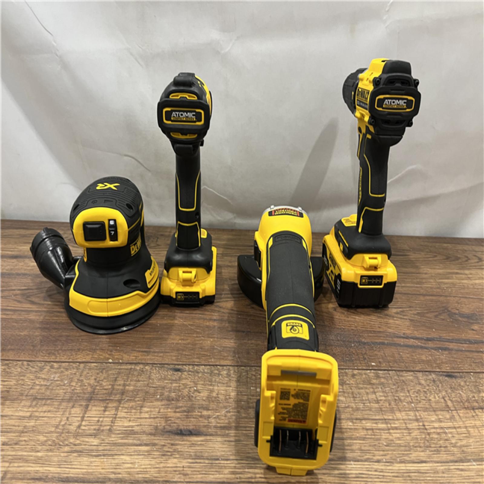 AS IS Dewalt 20-Volt MAX ToughSystem Lithium-Ion 6-Tool Cordless Combo Kit