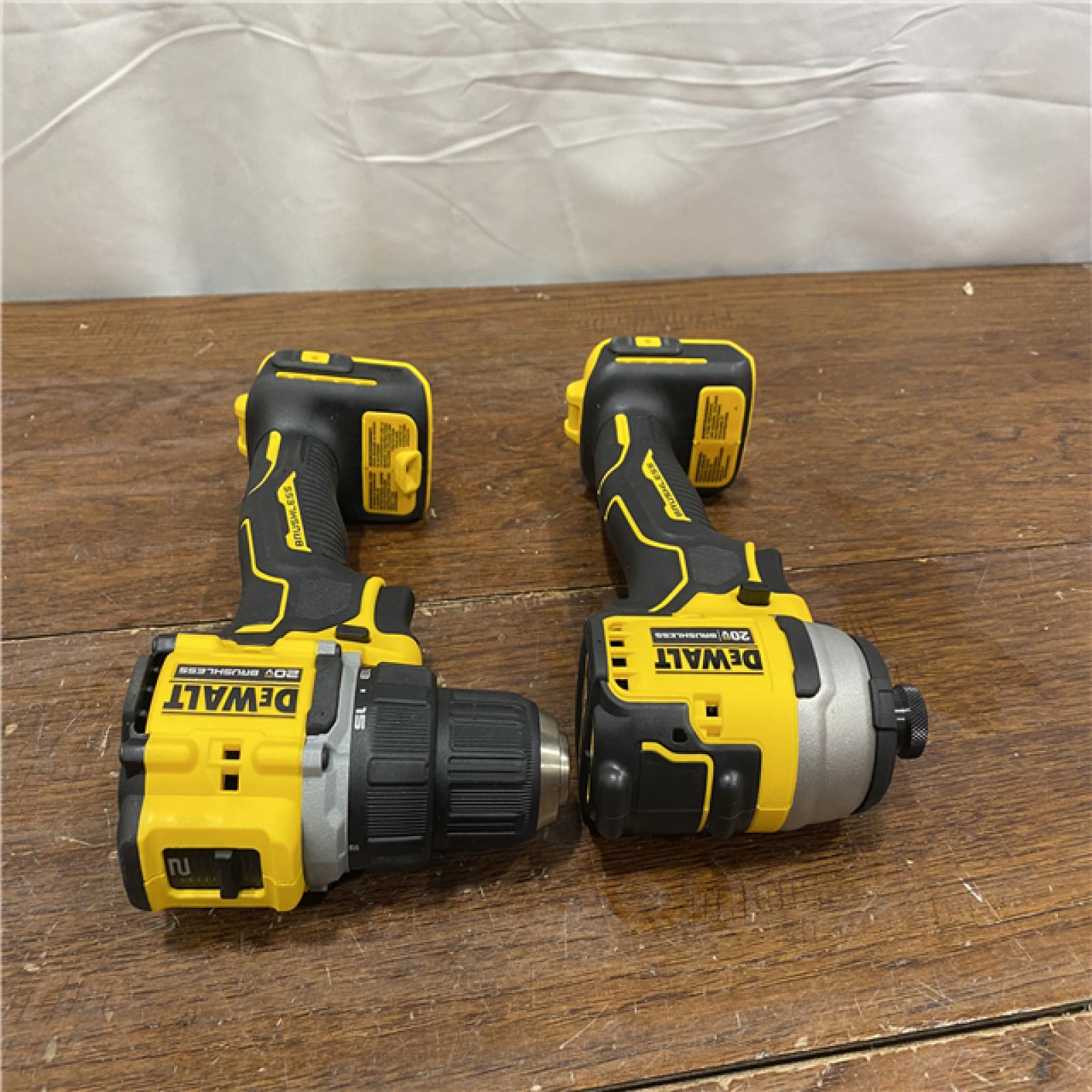 AS-ISDEWALT ATOMIC 20-Volt MAX Lithium-Ion Cordless Combo Kit (2-Tool) with (2) 2.0Ah Batteries, Charger and Bag