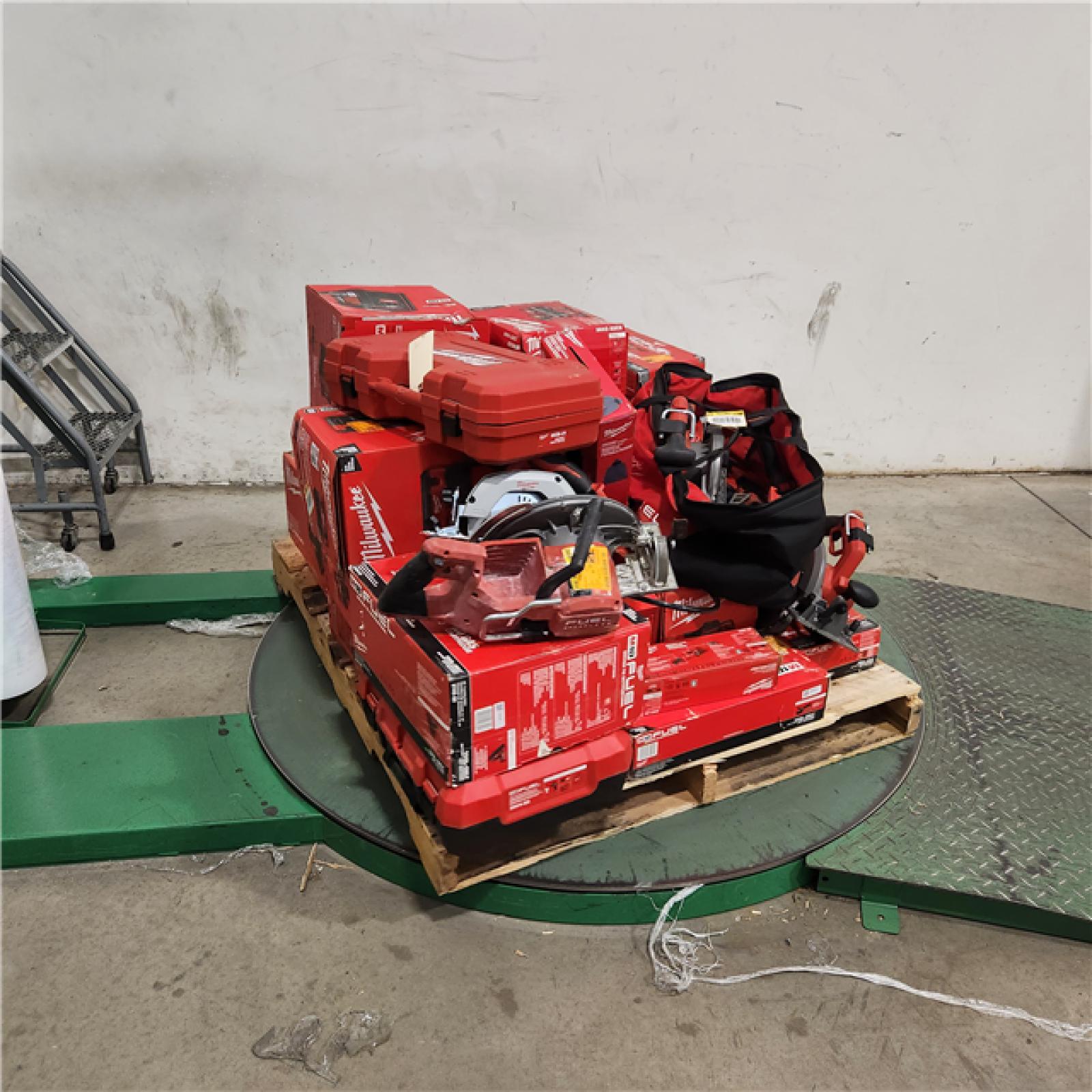 Dallas Location - As-Is MILWAUKEE Tool Pallet