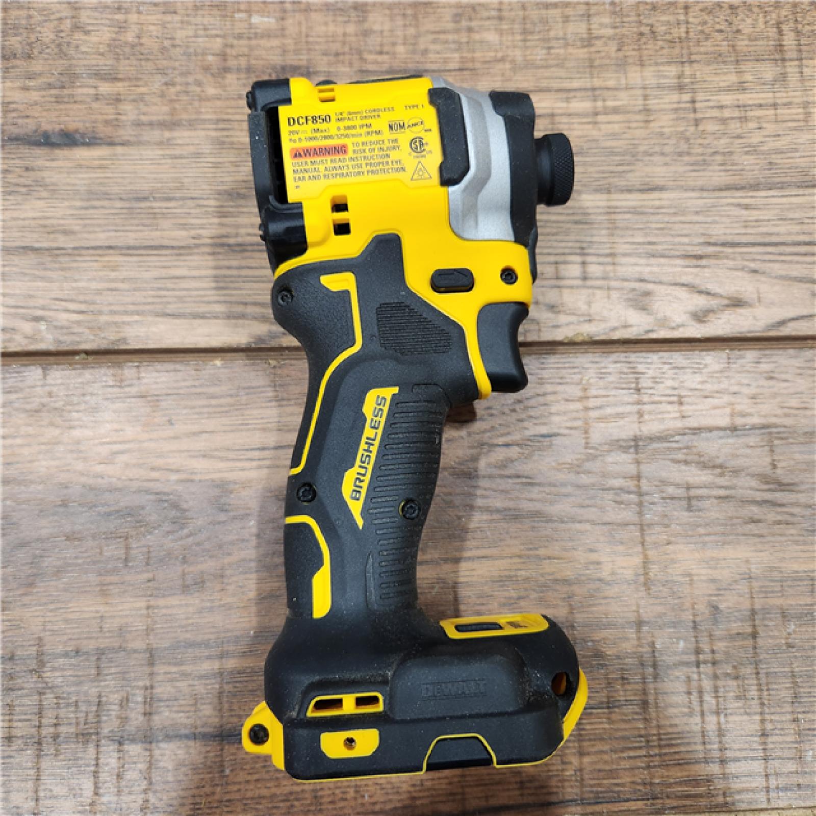 AS-IS ATOMIC 20V MAX Cordless Brushless Compact 1/4 in. Impact Driver (Tool Only)