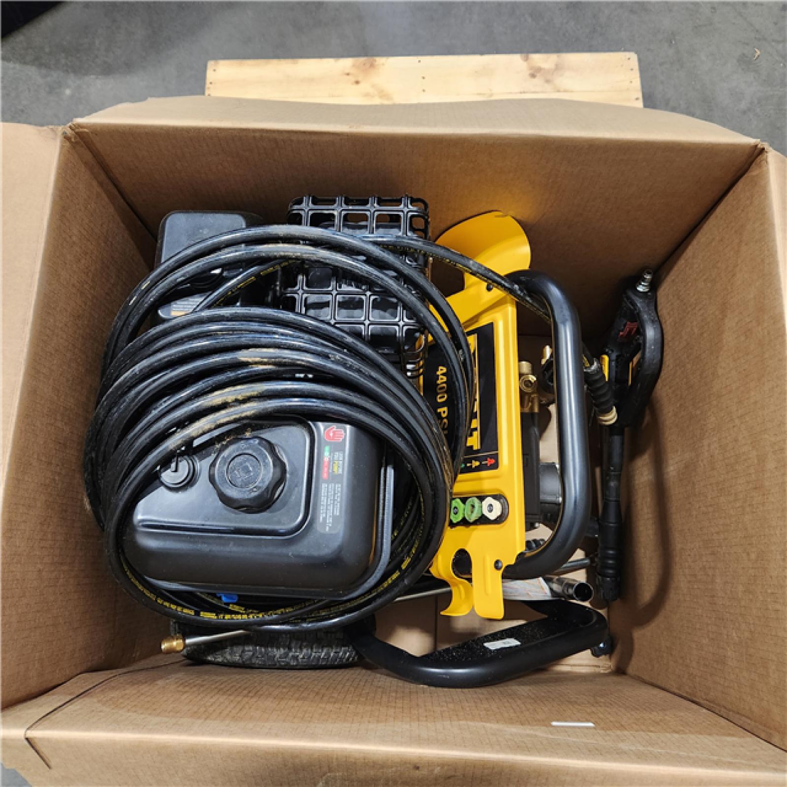 Dallas Location - As-Is DXPW61377 Dewalt 4400 PSI Pressure Washer