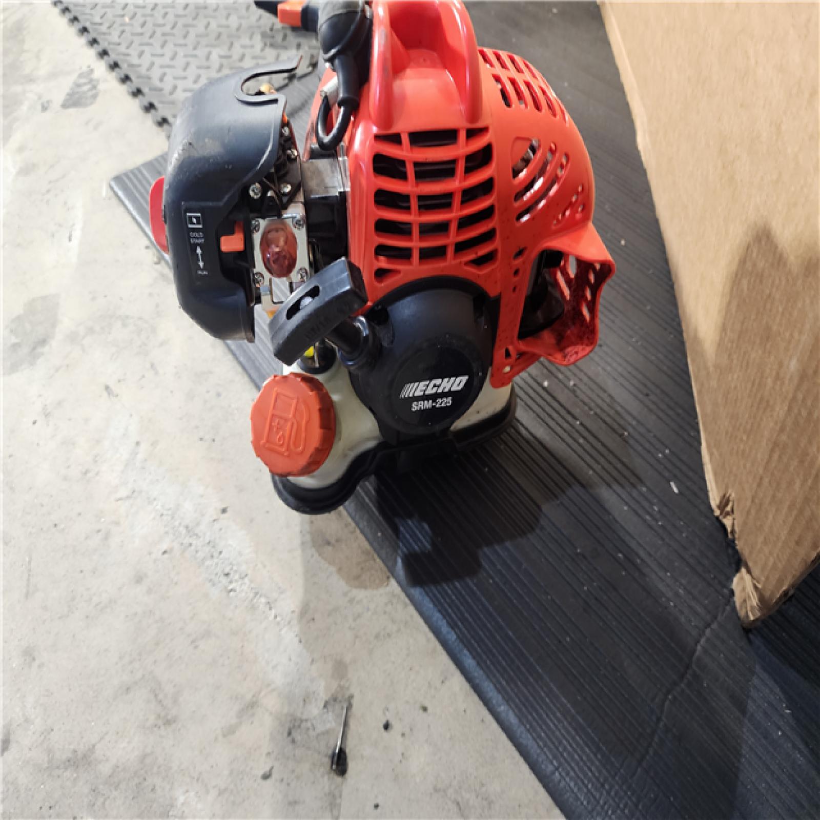 HOUSTON LOCATION - AS-IS Echo SRM-225 21.2cc 2 Stroke Fuel Efficient Durable Gas Straight Shaft Trimmer
