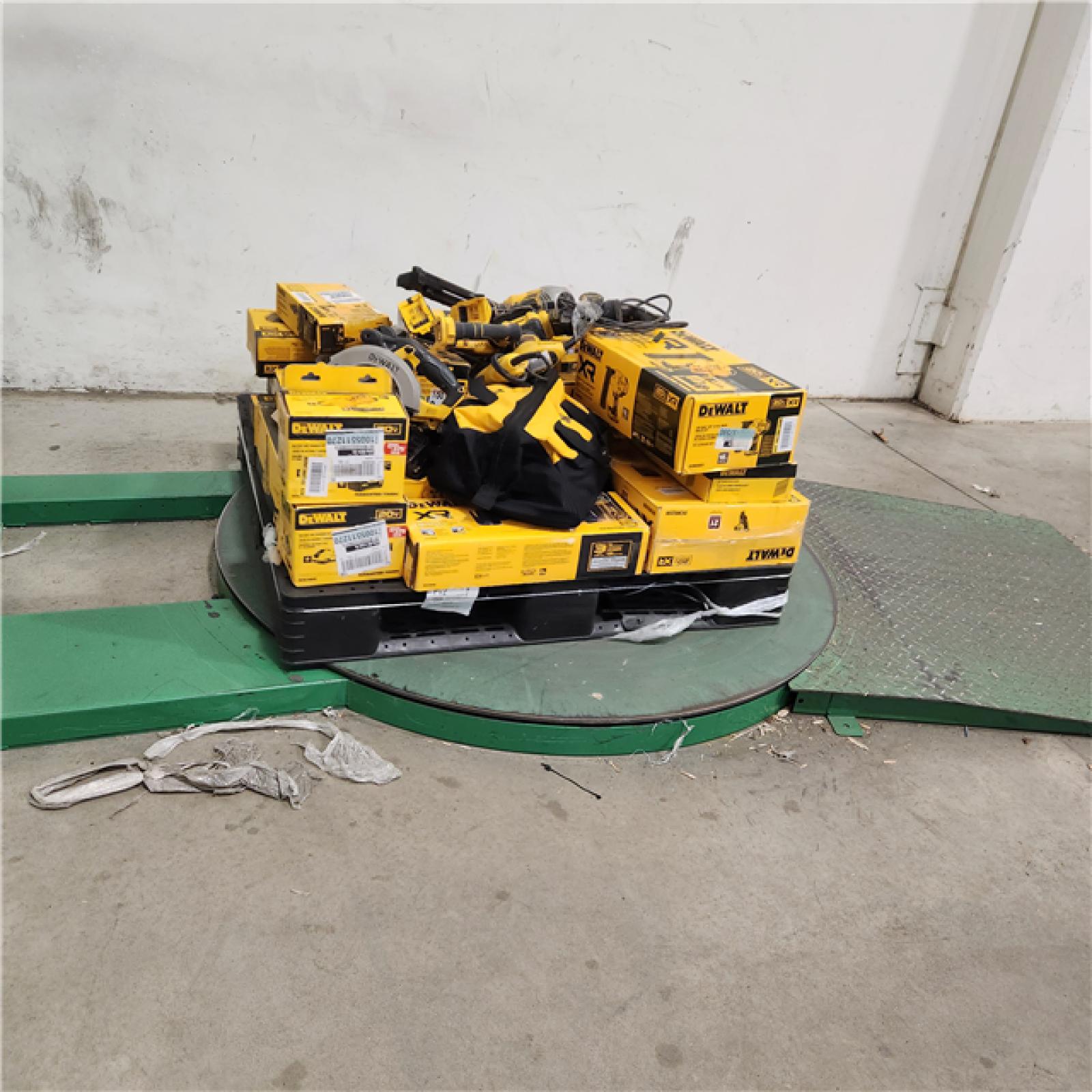 Dallas Location - As-Is DEWALT Tool Pallet