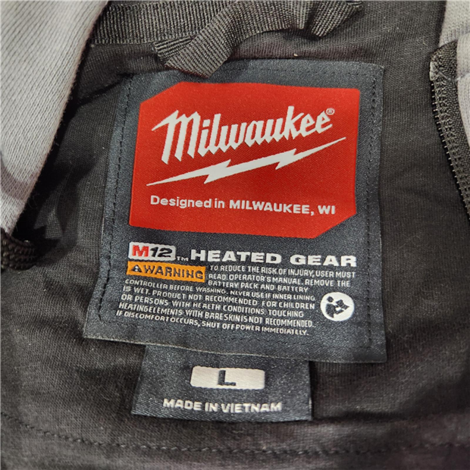 AS-IS Milwaukee M12 12V Carbon Fiber Heated Gray Hoodie Kit (Large)