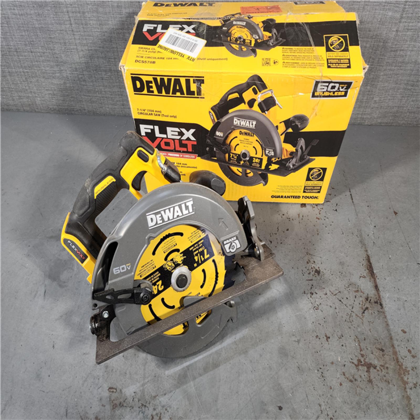 HOUSTON LOCATION - AS-IS DeWALT Flexvolt Max 7-1/4  60V Brushless Circular Saw DCS578B (Bare Tool)