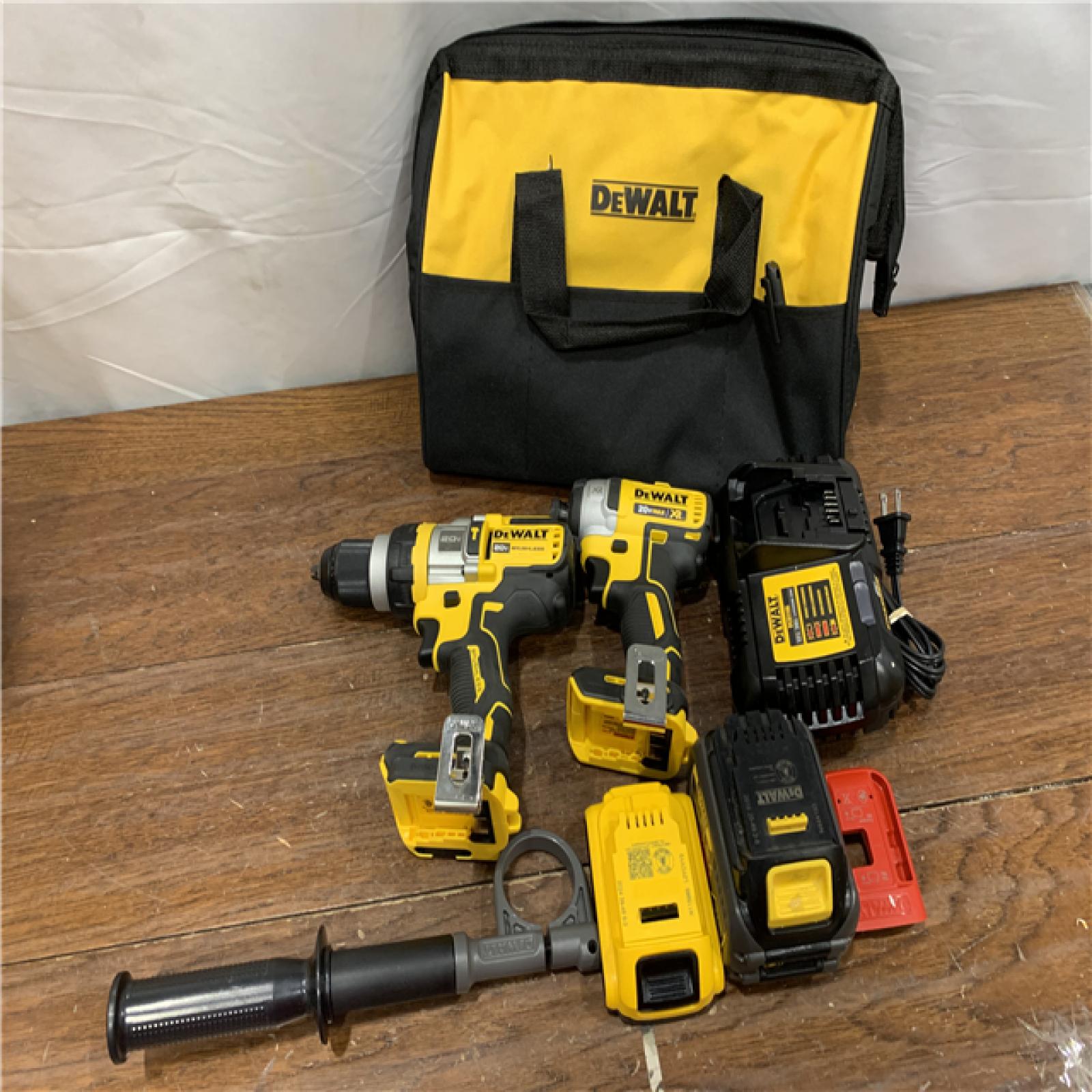 AS-ISDEWALT 20V MAX Cordless Brushless Hammer Drill/Driver 2 Tool Combo Kit with FLEXVOLT ADVANTAGE