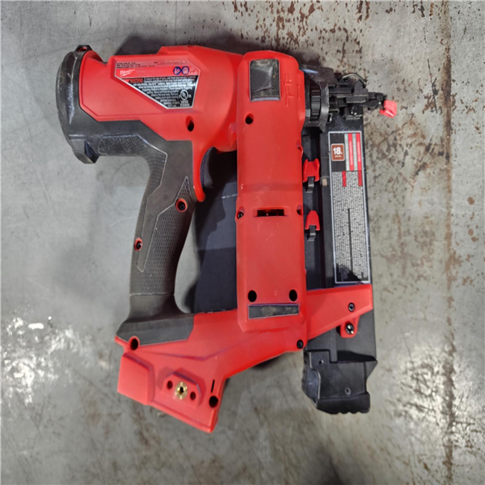 HOUSTON LOCATION - AS-IS Milwaukee M18 Fuel 18V Brushless 18-Gauge Brad Nailer 2746-20 (Bare Tool)