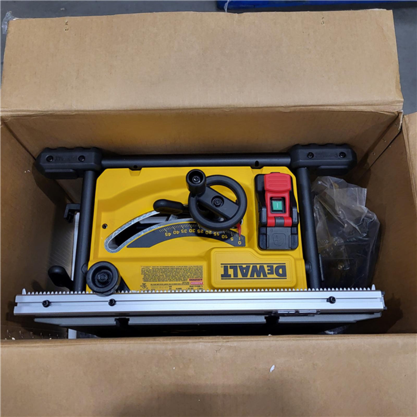 AS-IS DEWALT 15 Amp Corded 8-1/4 in. Compact Portable Jobsite Tablesaw (Stand Not Included)