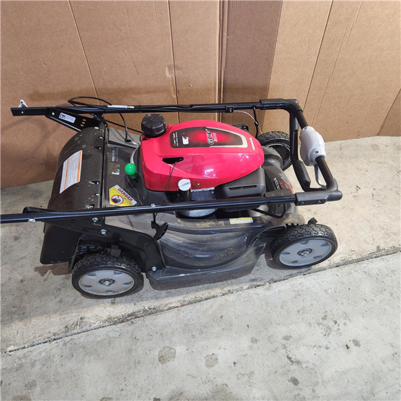 Houston location AS-IS HONDA  21 in. 3-in-1 Variable Speed Gas Walk Behind Self-Propelled Lawn Mower with Auto Choke