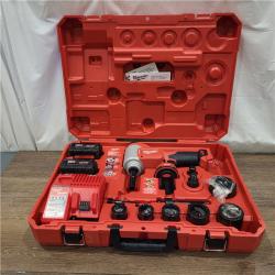 LIKE NEW! Milwaukee 2676-23 M18 Force logic 10-ton Knockout Tool 1/2 to 4 Kit APPEAR good Condition