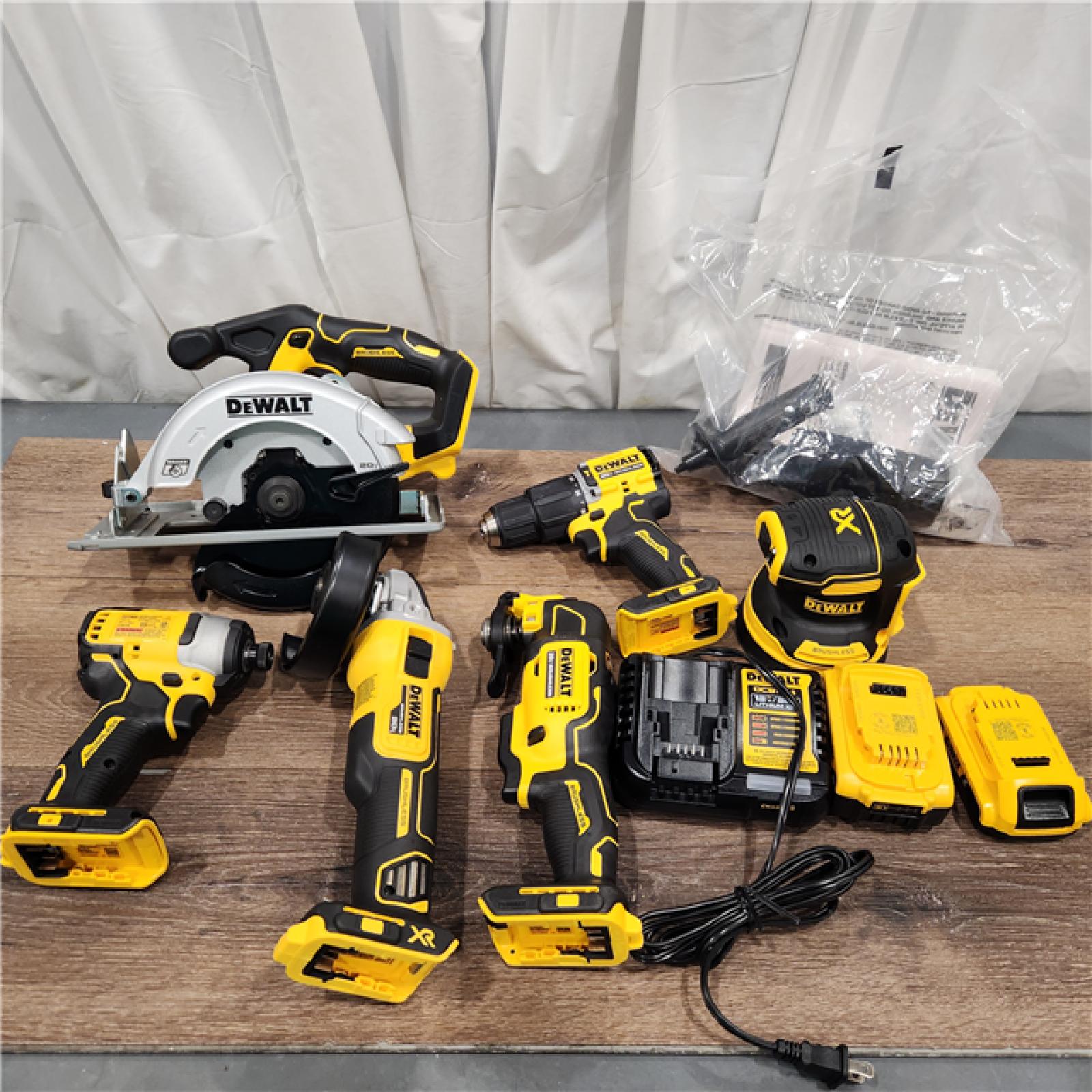 AS-IS Dewalt 20-Volt MAX ToughSystem Lithium-Ion 6-Tool Cordless Combo Kit