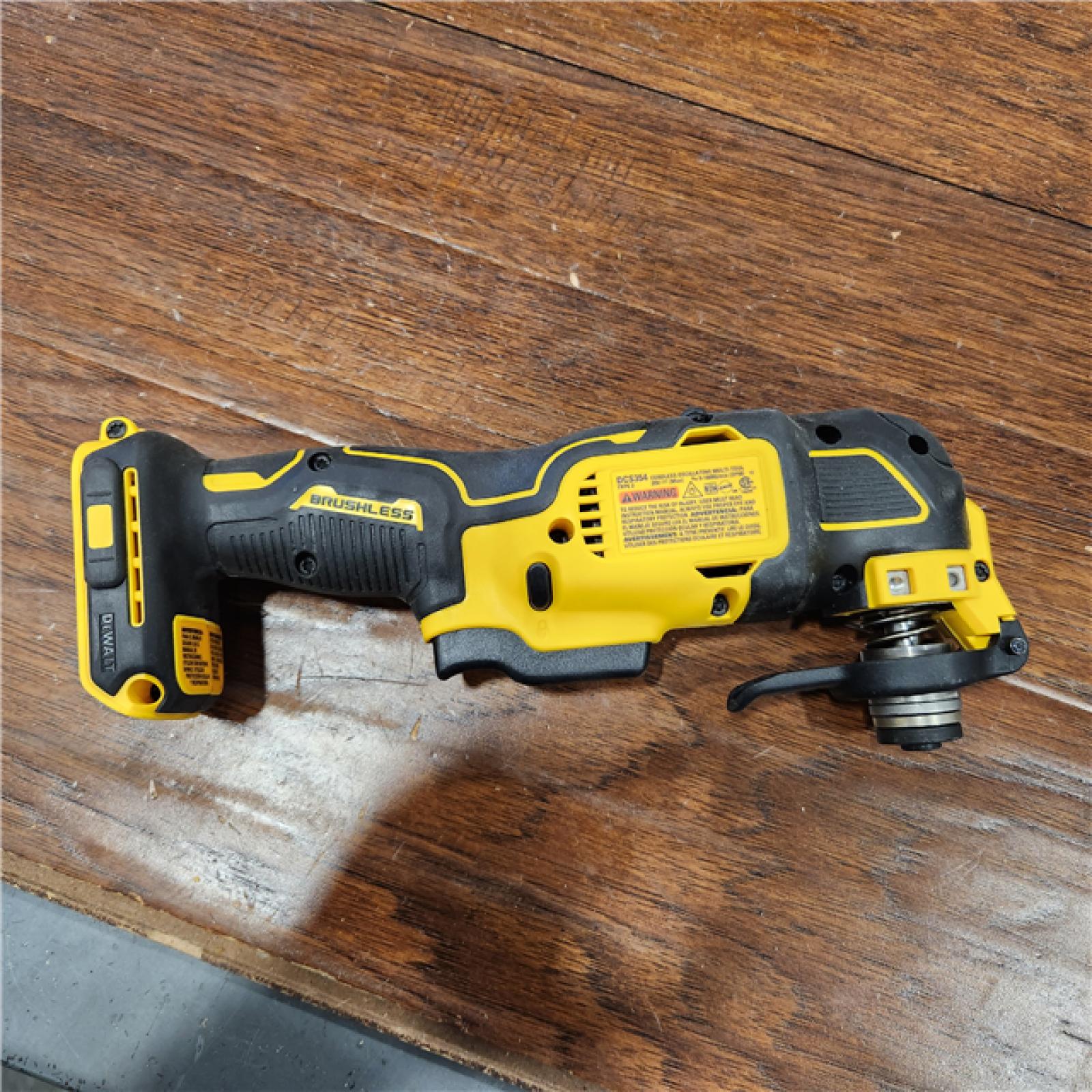 AS-IS ATOMIC 20V MAX Cordless Brushless Oscillating Multi Tool (Tool Only)