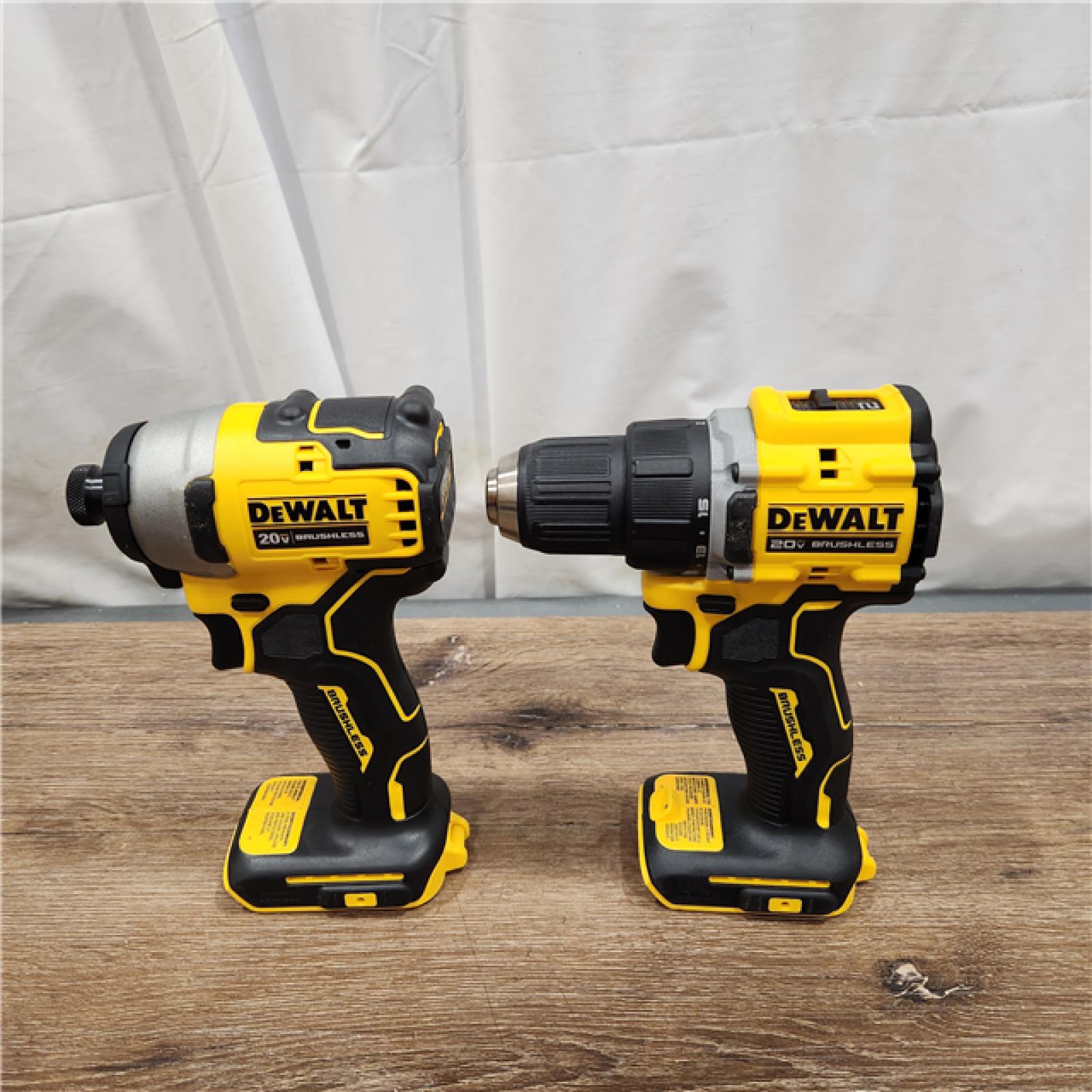 AS-IS DEWALT ATOMIC 20-Volt MAX Lithium-Ion Cordless Combo Kit (2-Tool) with (2) 2.0Ah Batteries, Charger and Bag