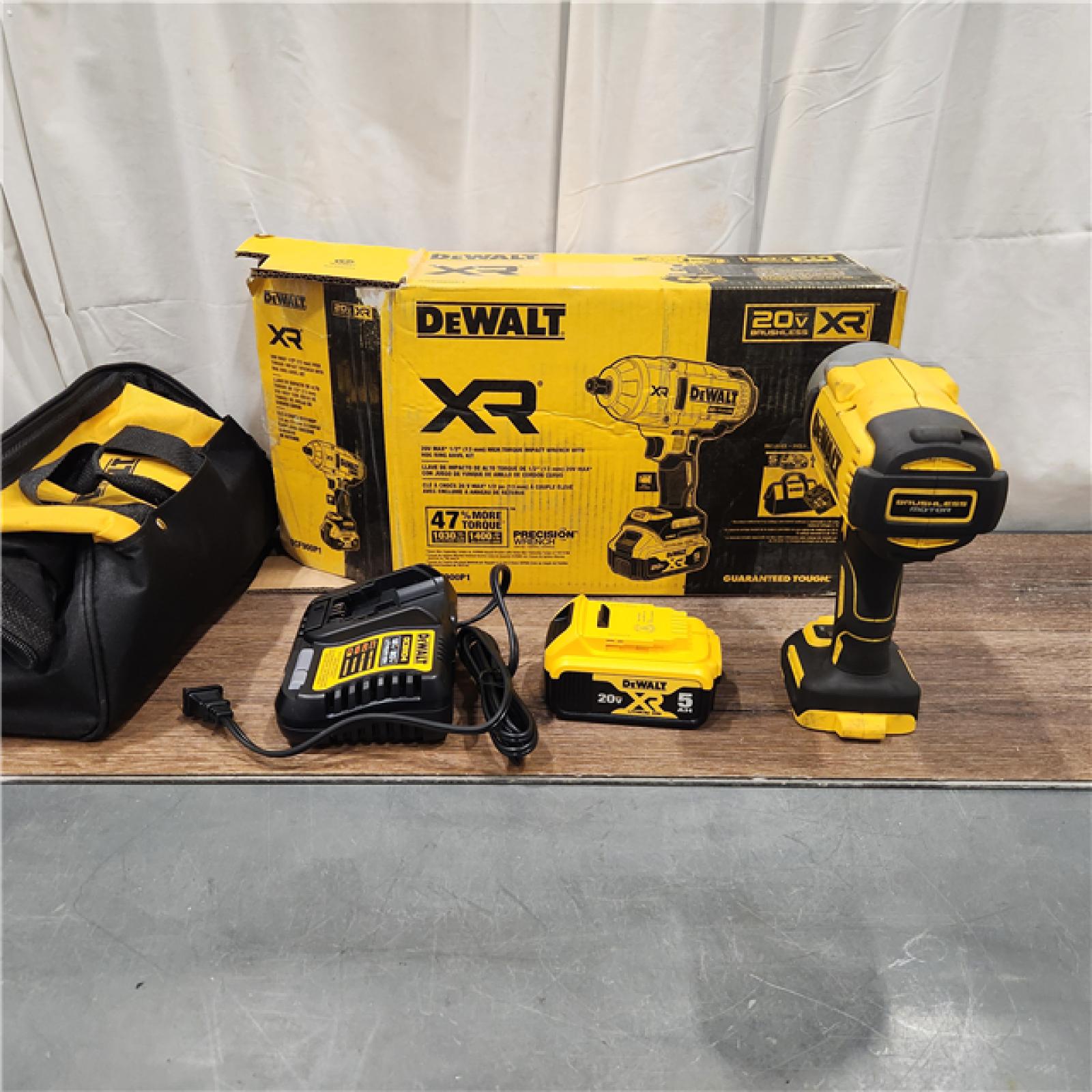 AS IS DEWALT 20V MAX* XR 1/2  High Torque Impact Wrench with Hog Ring Anvil