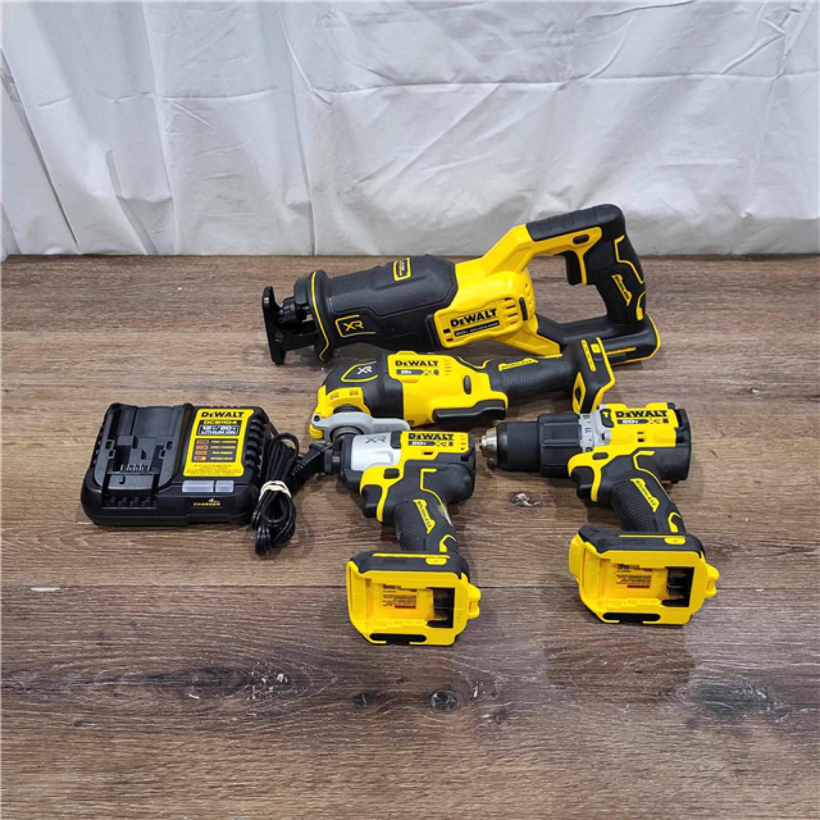 AS-IS DeWALT Atomic 20v Max Brushless Cordless 4-tool Combo Kit Atomic 20v Max Brushless Cordless 4-tool Combo Kit