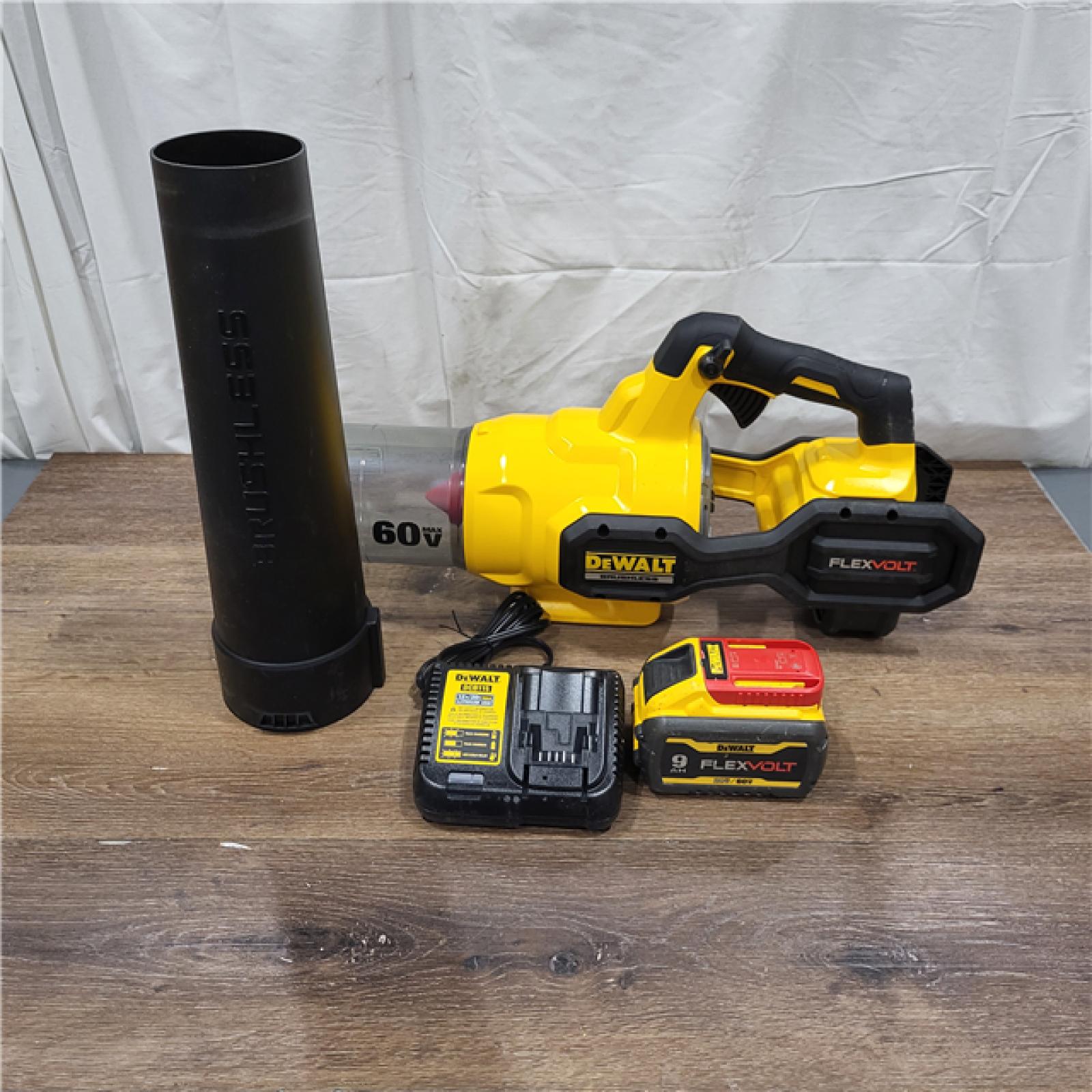 AS-IS DeWalt DEWALT 60V AXIAL BLOWER