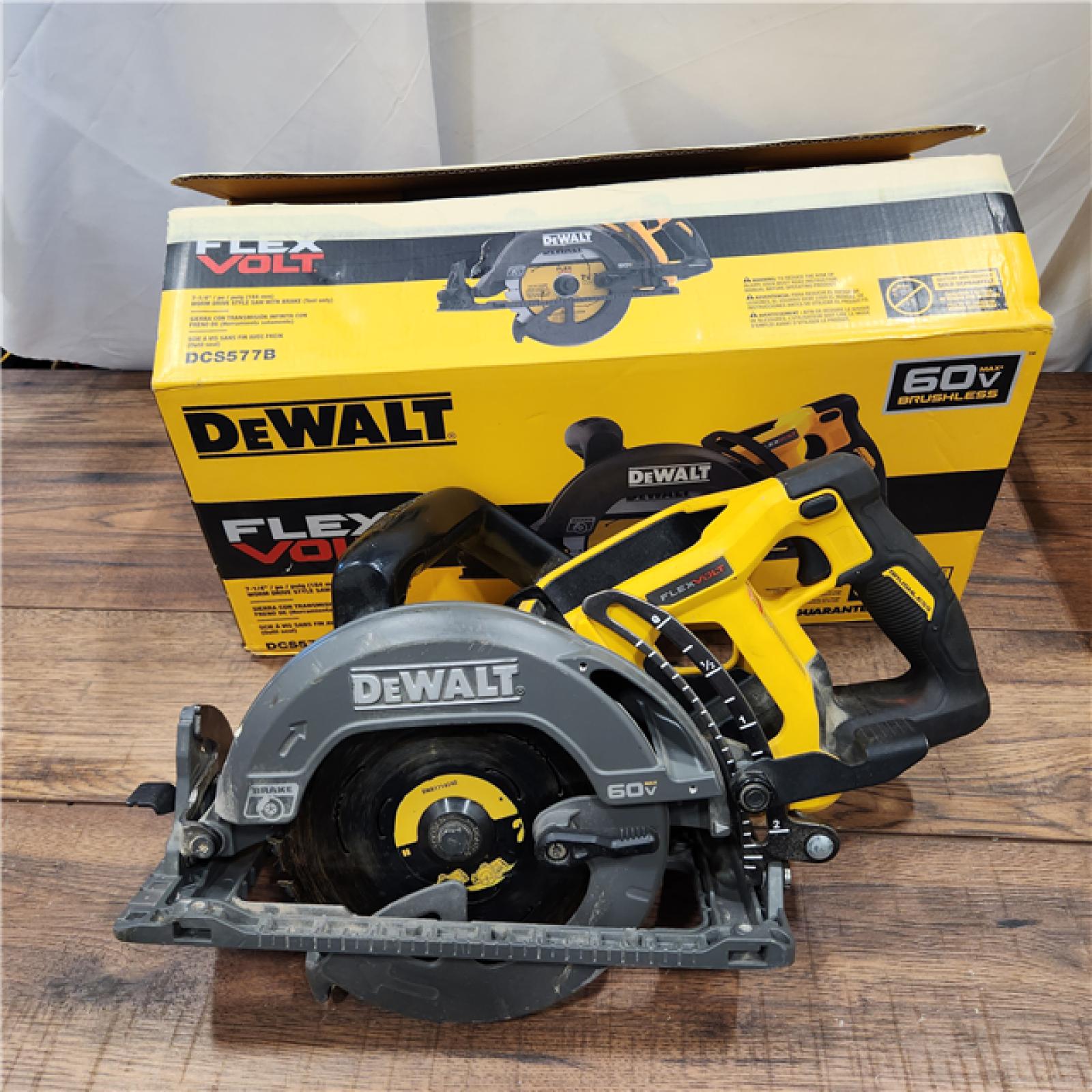 AS-IS FLEXVOLT 60V MAX Cordless Brushless 7-1/4 in. Wormdrive Style Circular Saw (Tool Only)