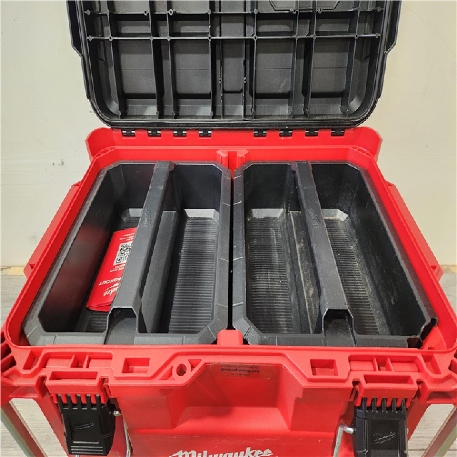 Phoenix Location Milwaukee PACKOUT 22 in. Modular XL Tool Box