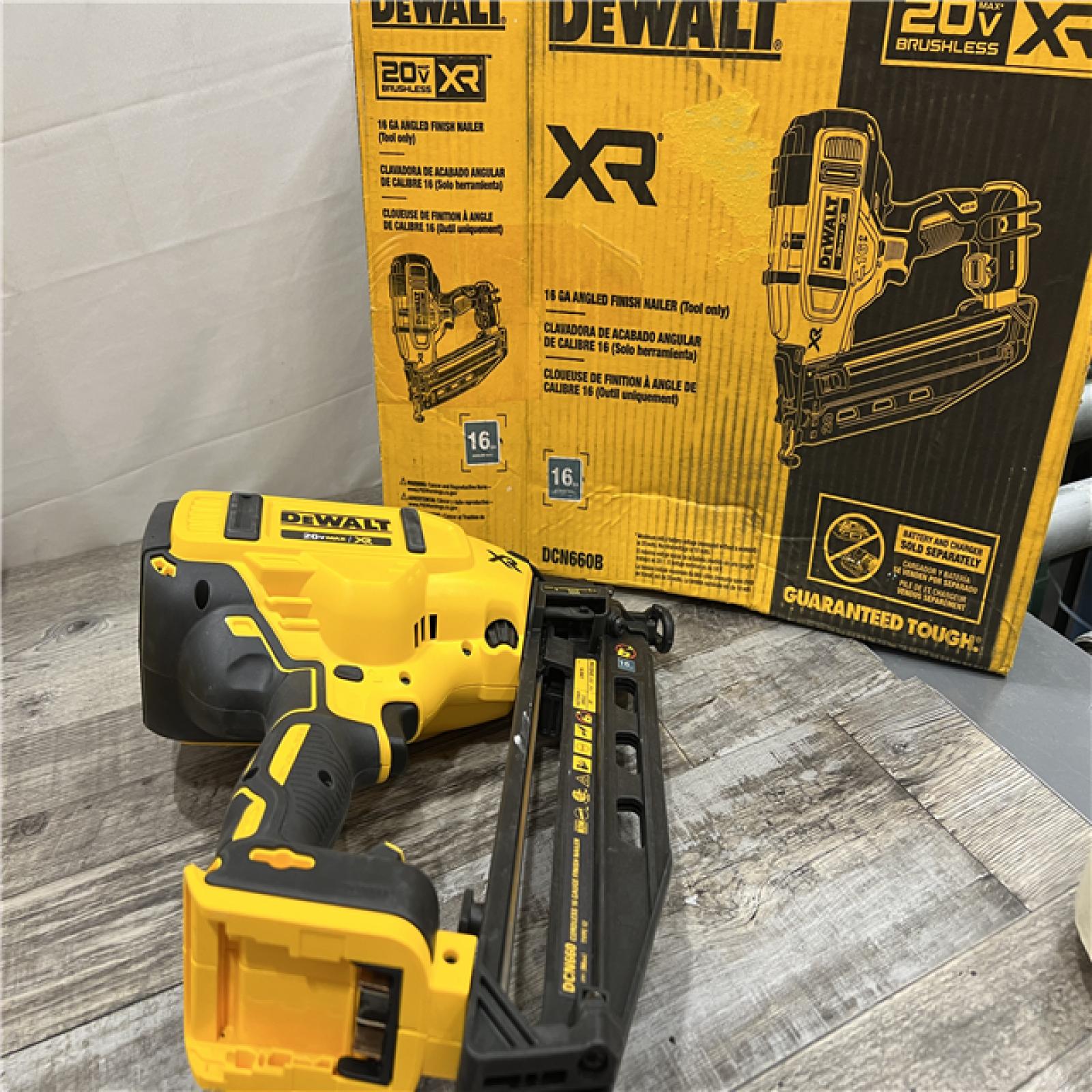 AS-IS DEWALT Cordless 20V Max XR Angled Finish Nailer (Tool Only)