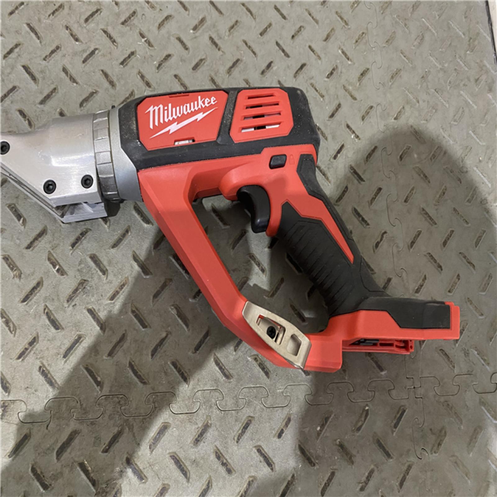 Houston location AS-IS Milwaukee M18 18-volt Lithium-ion Cordless 18-gauge Double Cut Metal Shear  Bare Tool