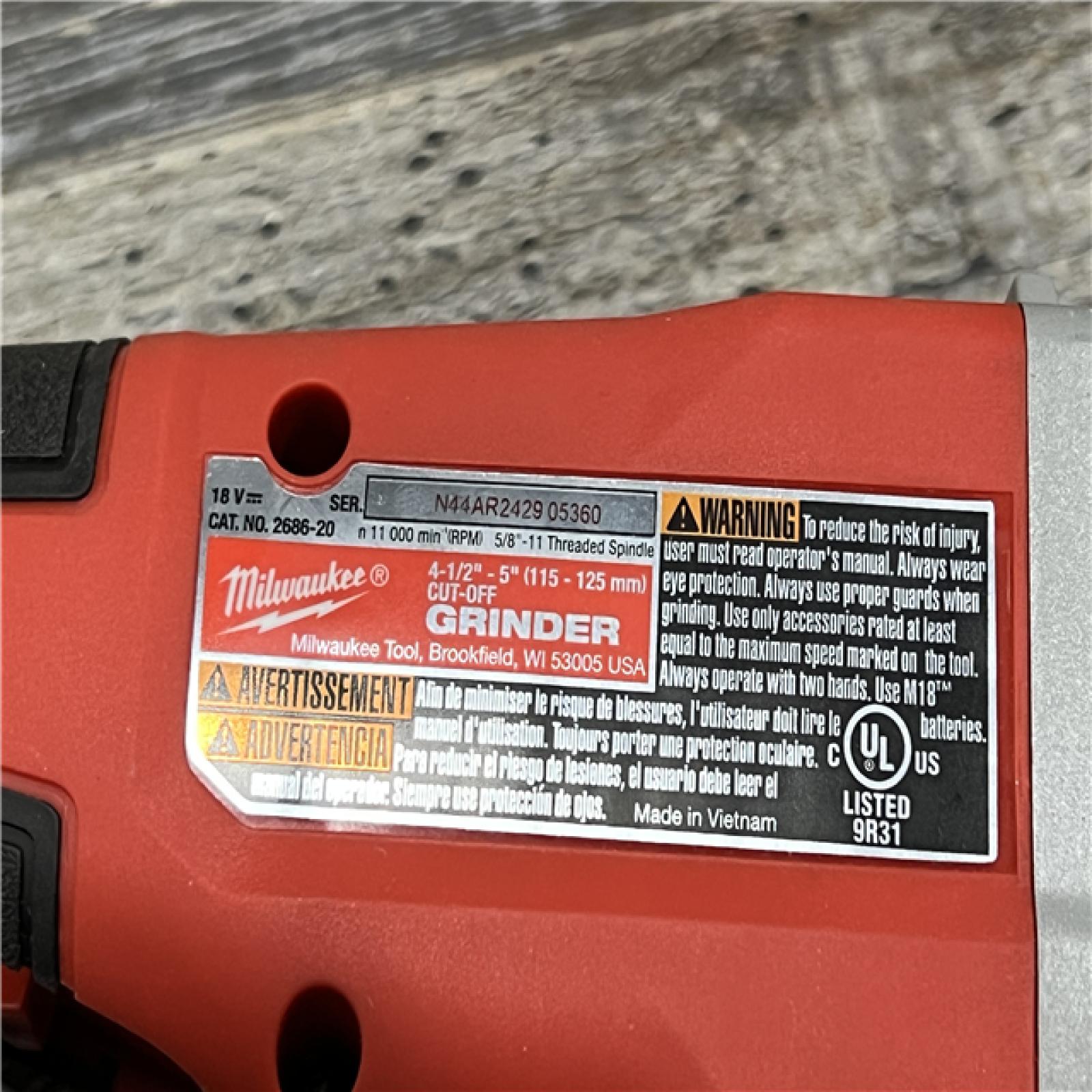 AS-IS Milwaukee 2686-20 18V Cordless 4.5 /5  Grinder W/ Paddle Switch (Tool Only)