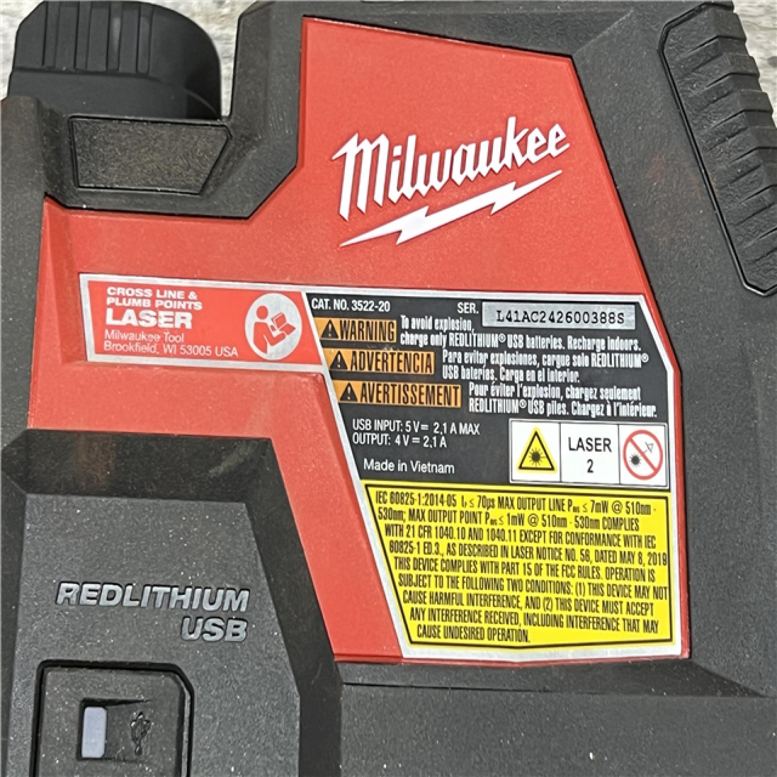 AS-IS Milwaukee-3522-21 Green Beam Laser Cross Line Plumb Point USB Rechargeable