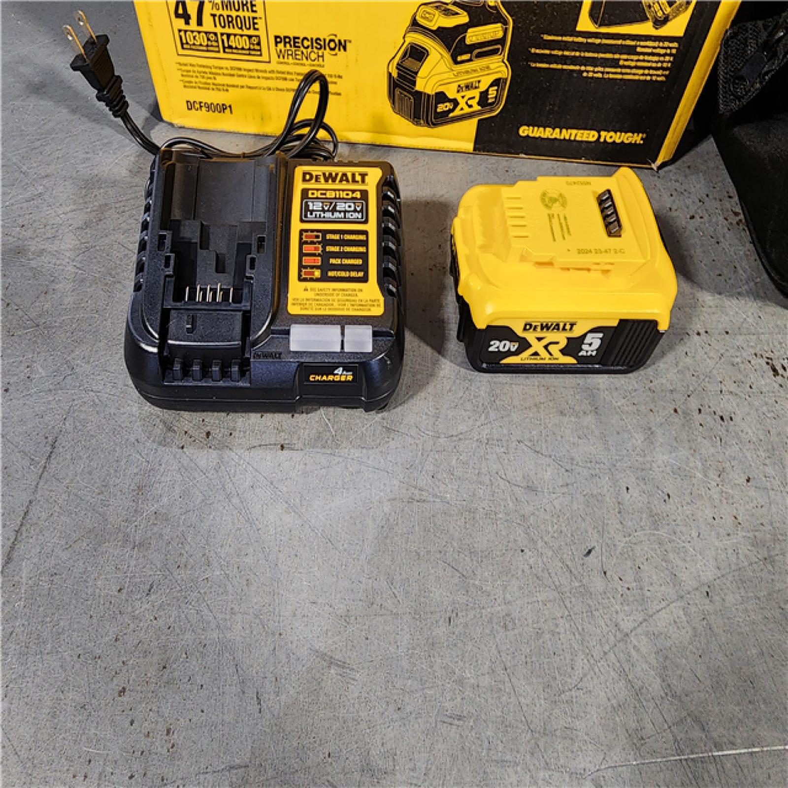 HOUSTON LOCATION - AS-IS DEWALT 20V MAX* XR 1/2  High Torque Impact Wrench with Hog Ring Anvil