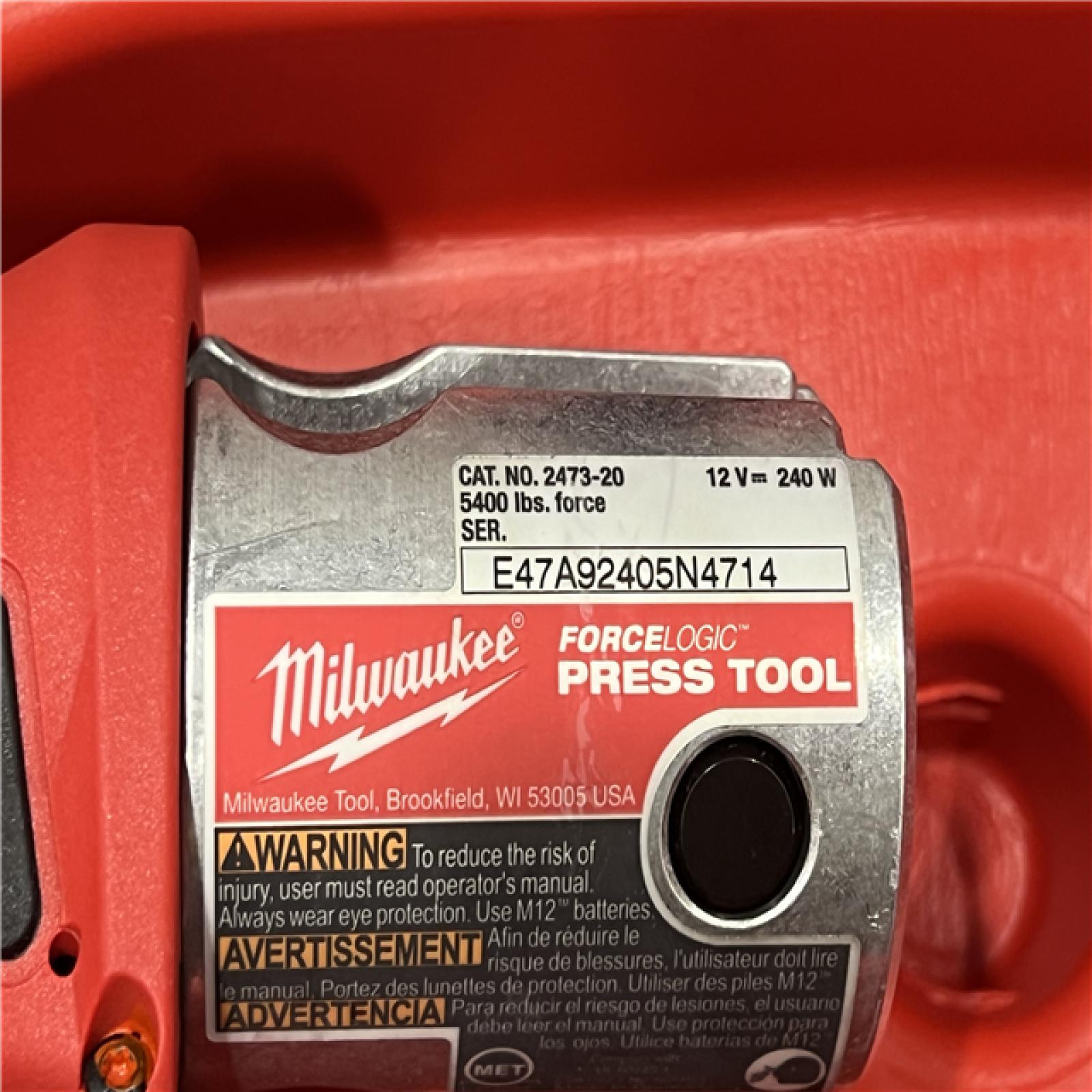 AS-IS Milwaukee M12 Force Logic Press Tool 1/2 in. to 1 in. Kit