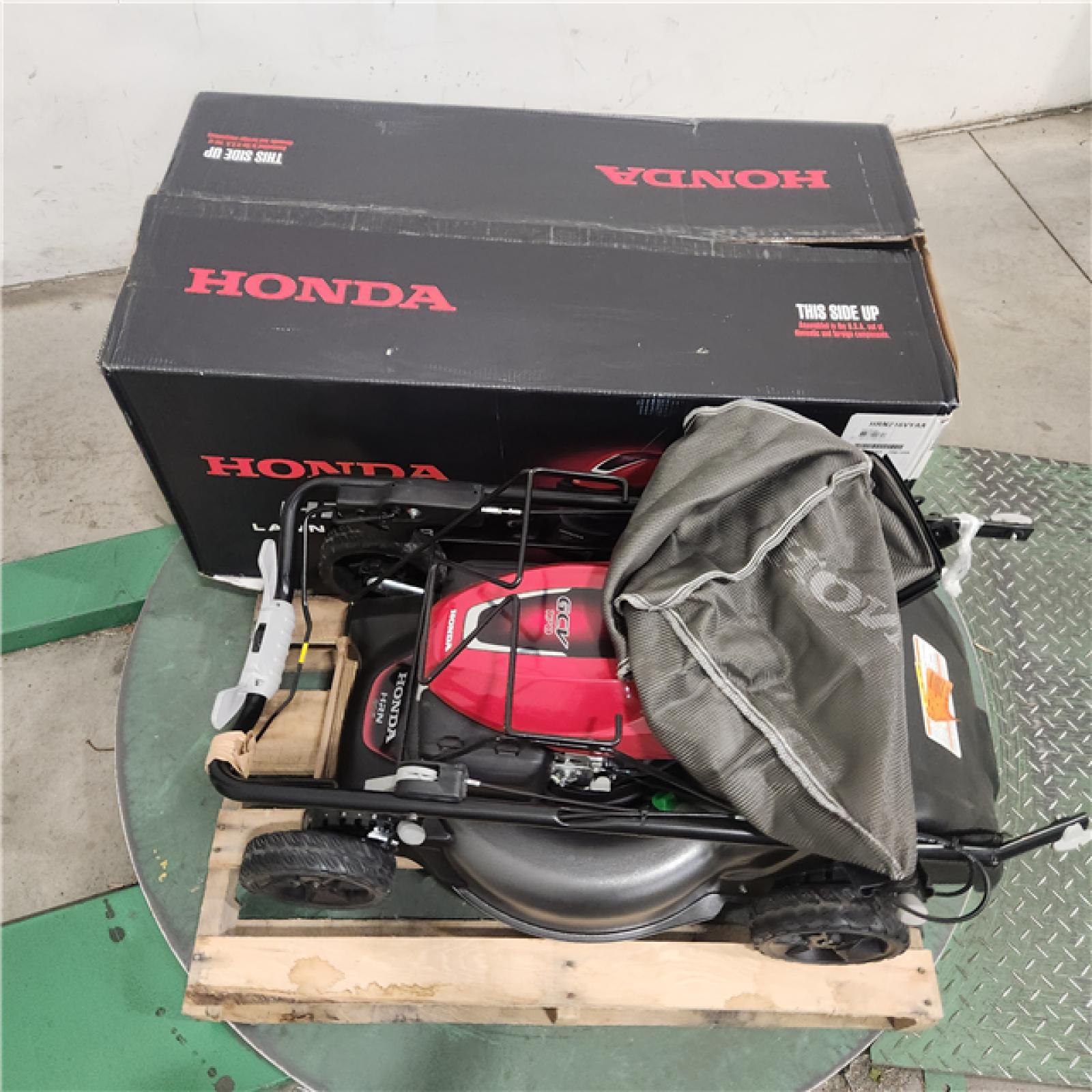 Dallas Location - As-Is Honda HRN216VKA Mower | 21 Walk Behind (Lot Of 2)