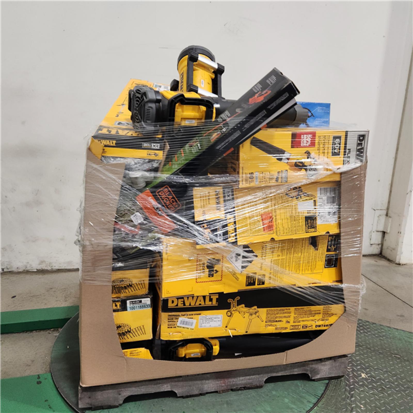 Dallas Location - As-Is DEWALT Tool Pallet