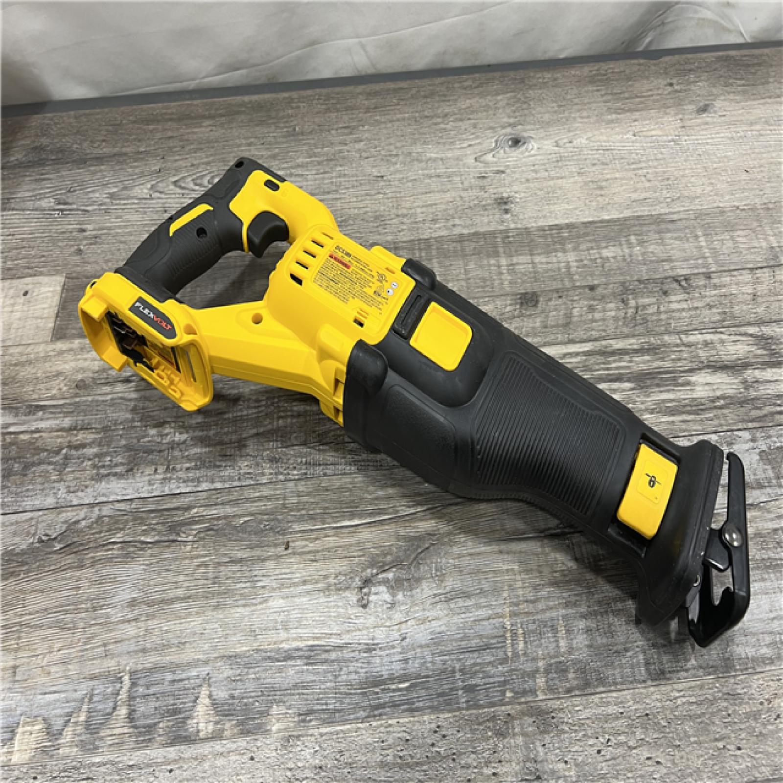 AS-IS DeWalt DCS389B FLEXVOLT 60V MAX Cordless Brushless Reciprocating Saw (Tool-Only)