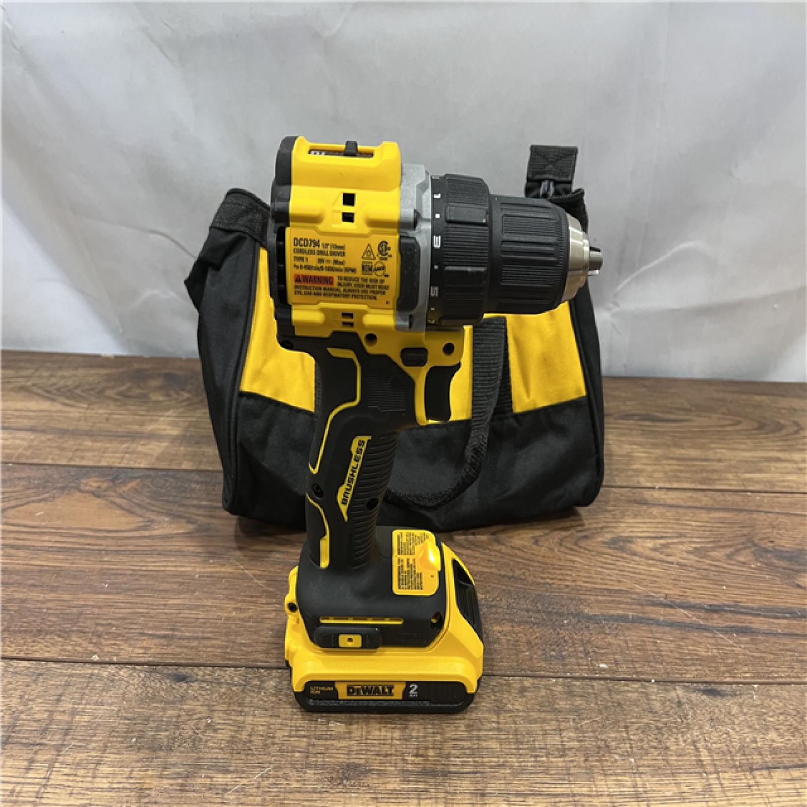 AS IS DeWalt ATOMIC COMPACT SERIESâ„¢ 20V MAX* Brushless Cordless 1/2 in. Drill/Driver